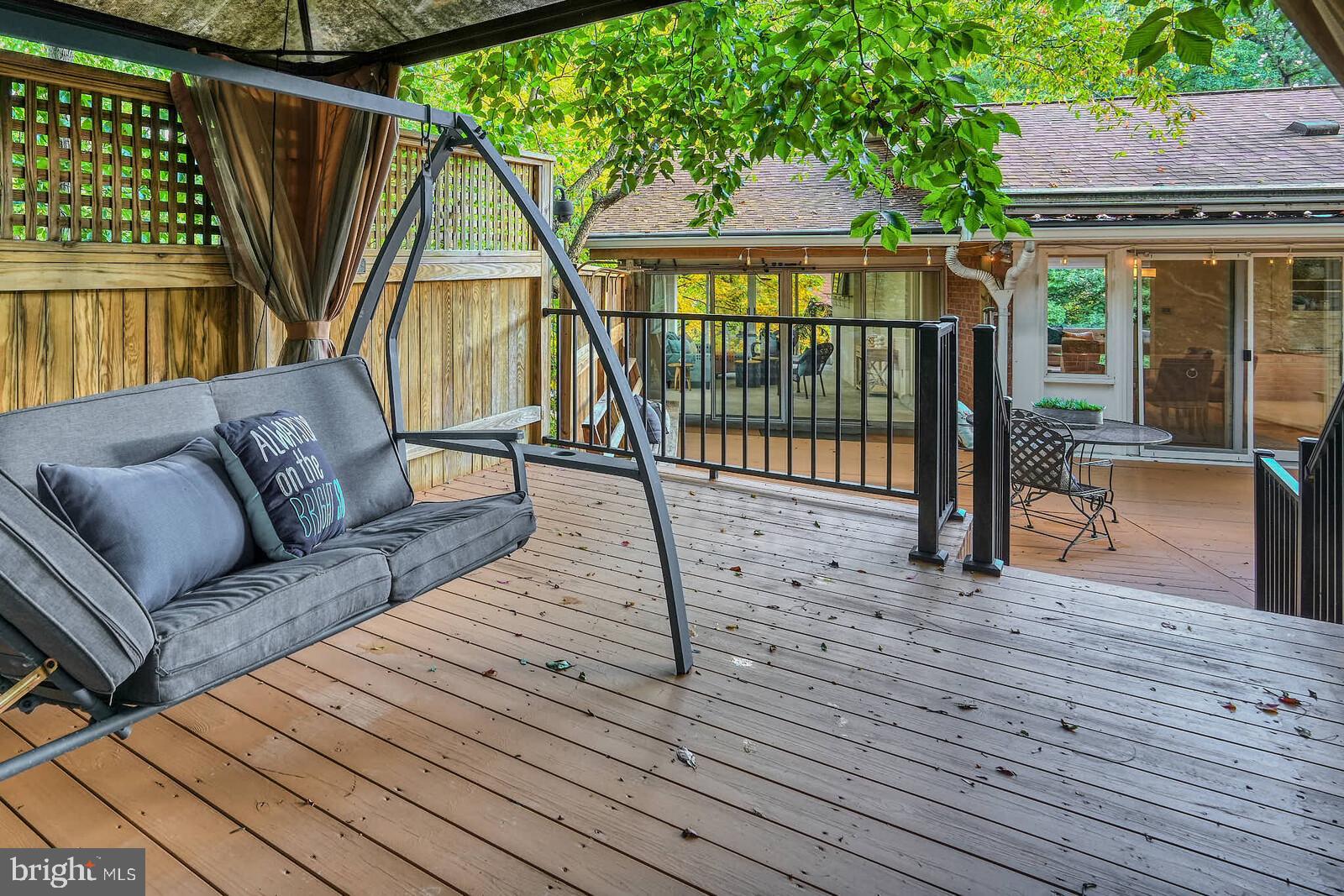 DOVER BALMORAL RIVERWOOD - Residential