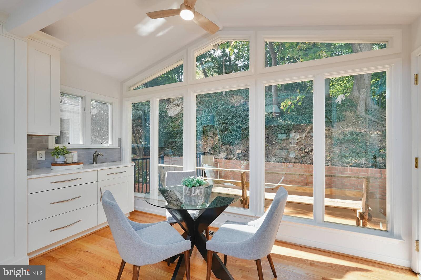 DOVER BALMORAL RIVERWOOD - Residential