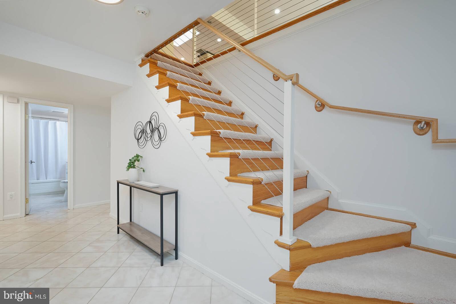 DOVER BALMORAL RIVERWOOD - Residential