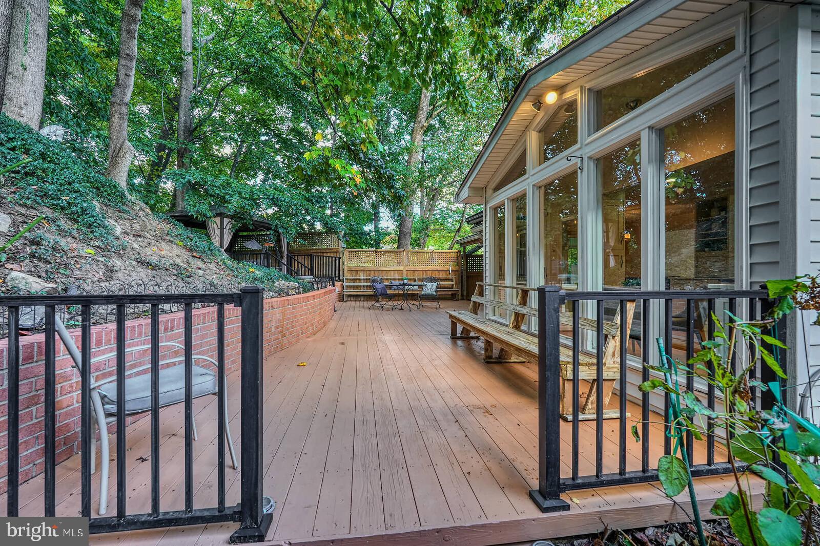 DOVER BALMORAL RIVERWOOD - Residential