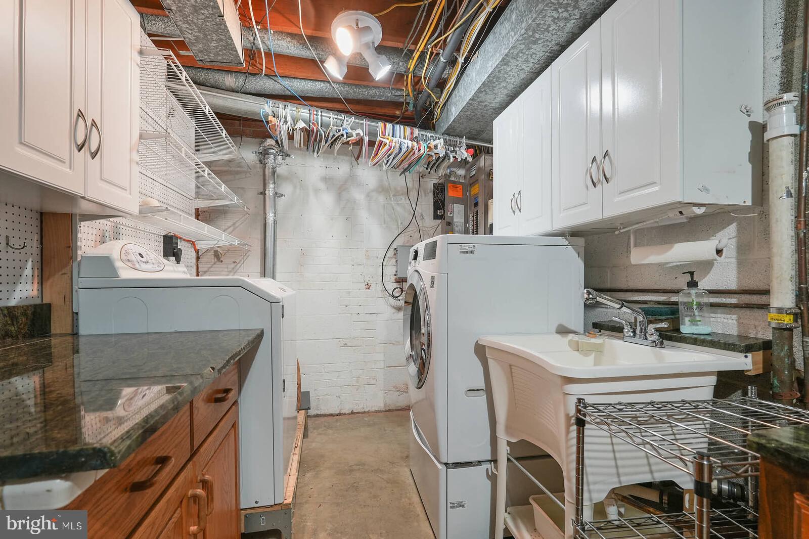 DOVER BALMORAL RIVERWOOD - Residential