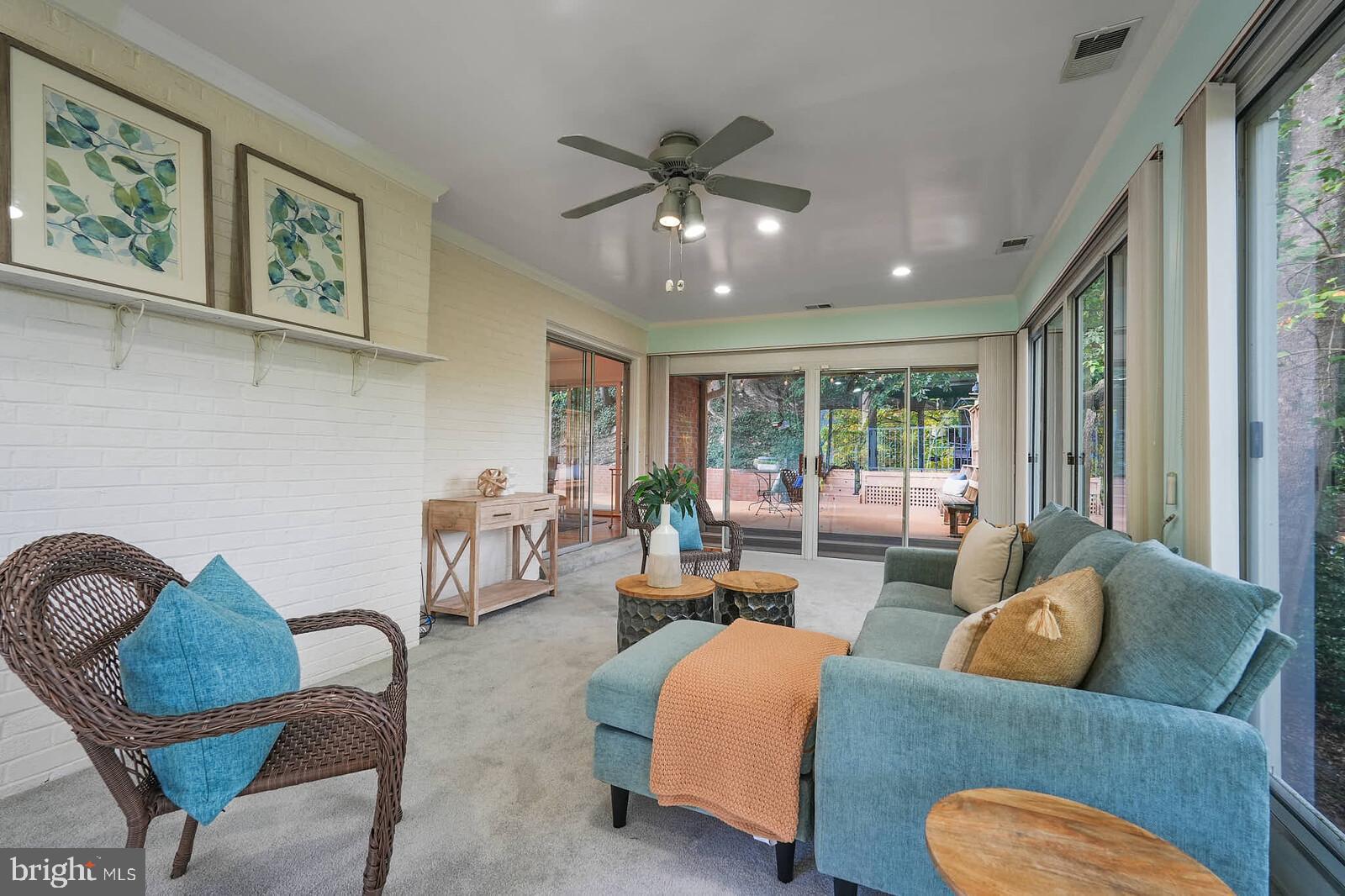 DOVER BALMORAL RIVERWOOD - Residential