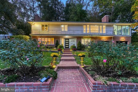 Photo of 4105 27th Street N, ARLINGTON, VA 22207 (MLS # VAAR2064712)