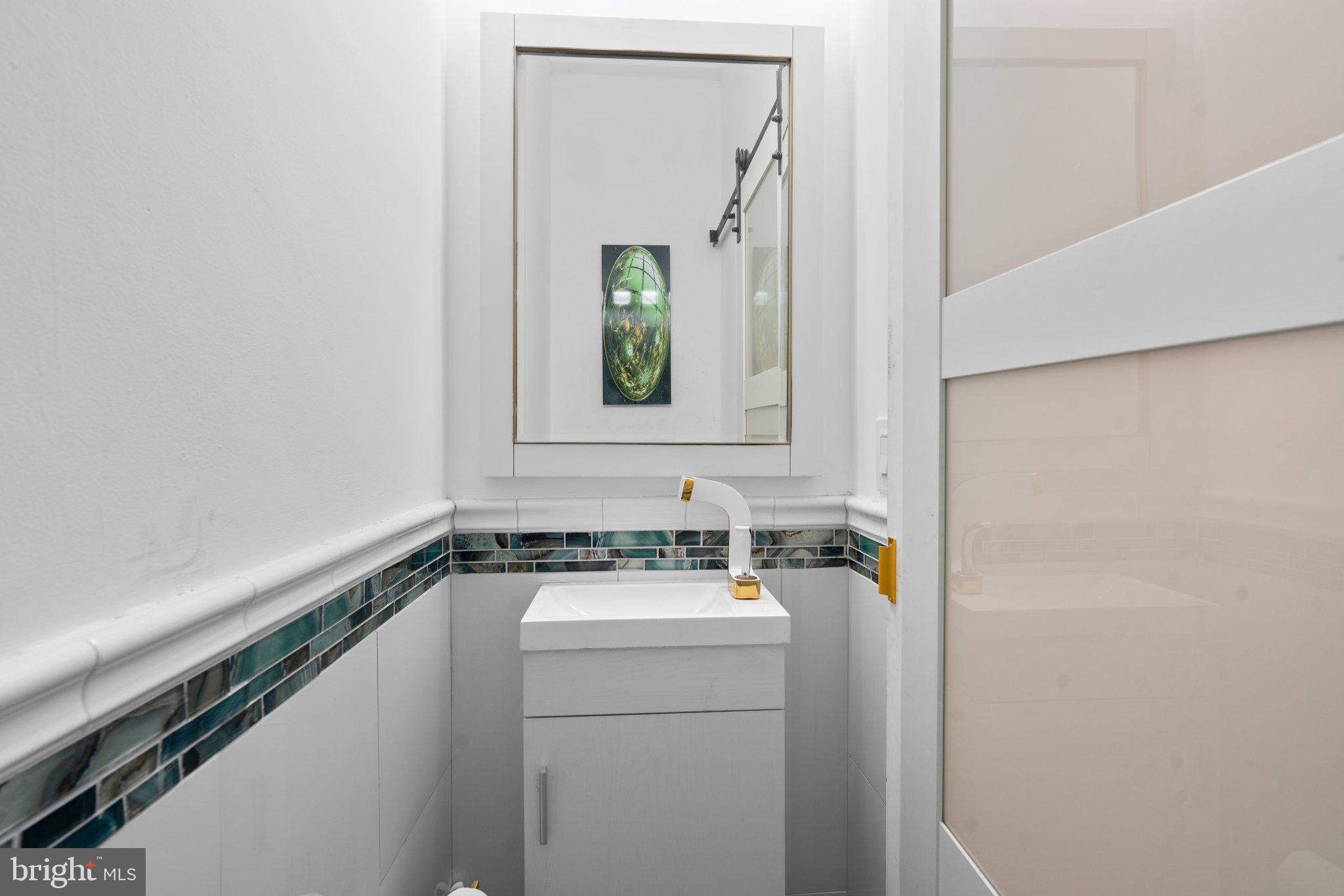 EVERGREEN LAWN - Residential