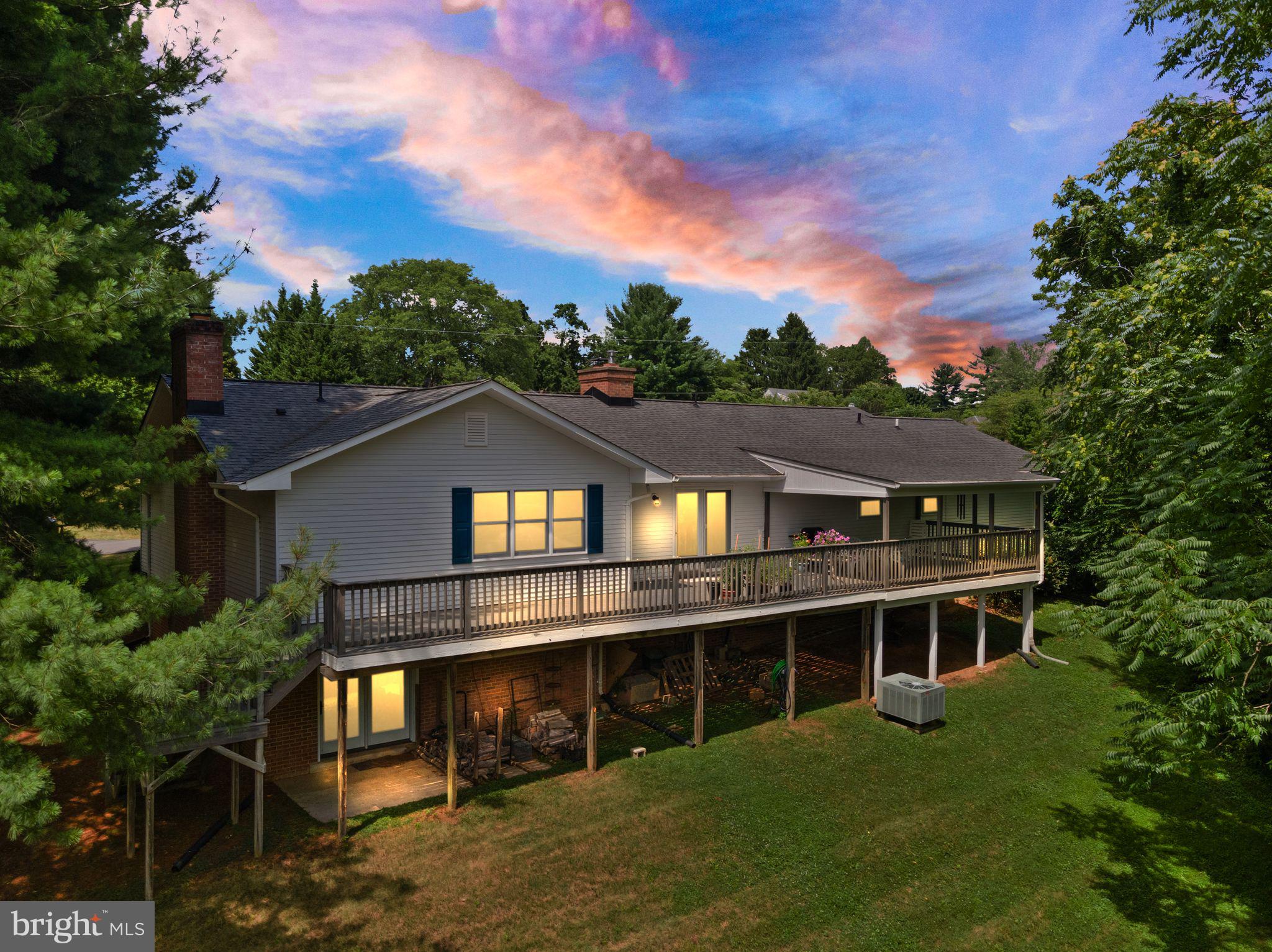 MOORCONES - Residential