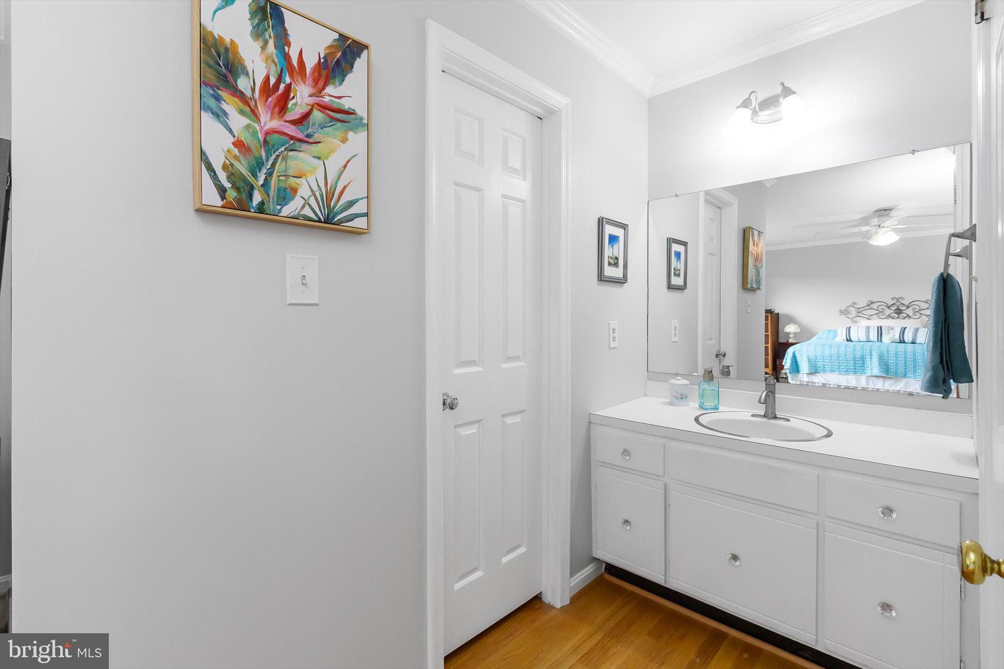 MOORCONES - Residential