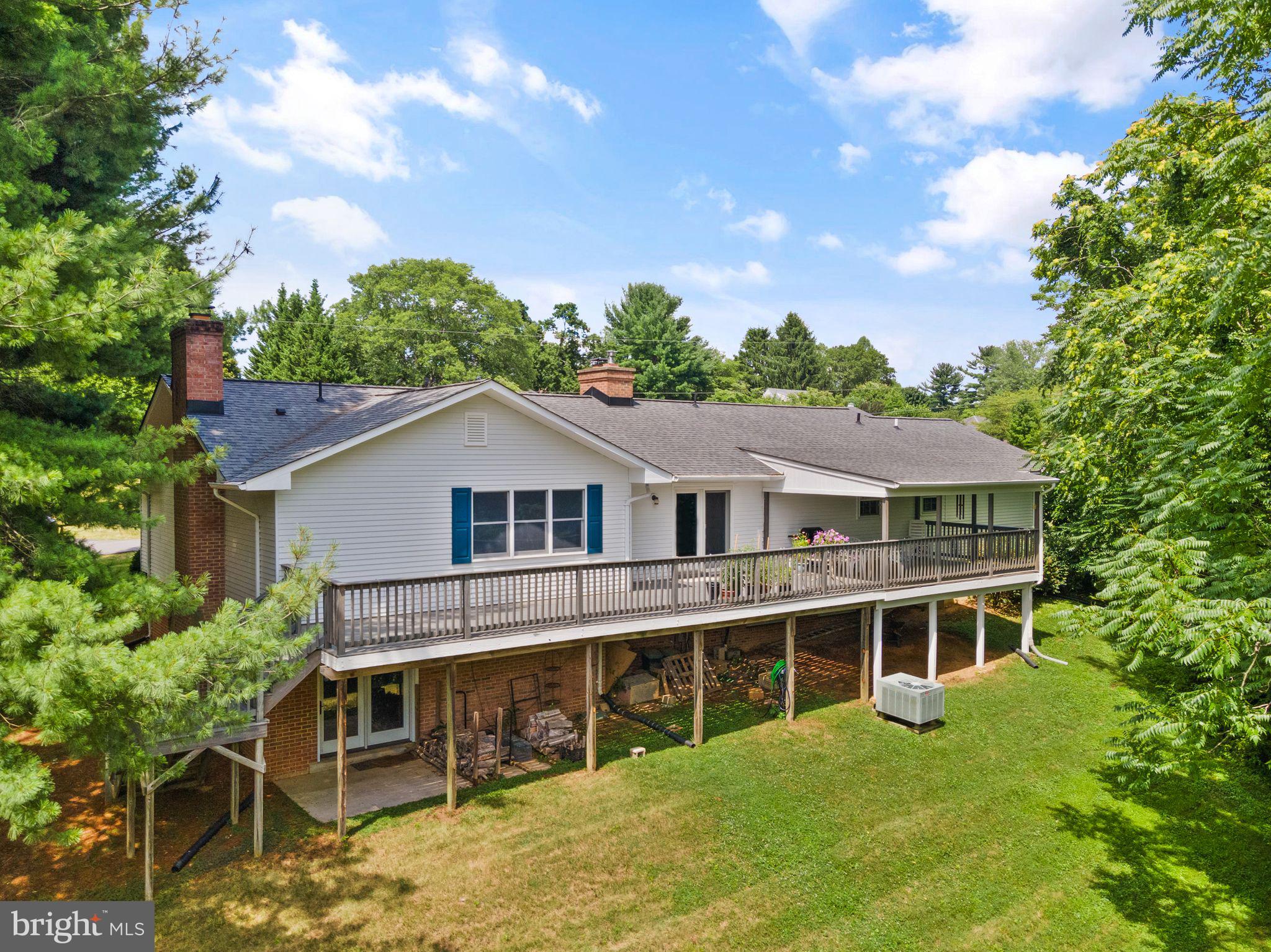 MOORCONES - Residential