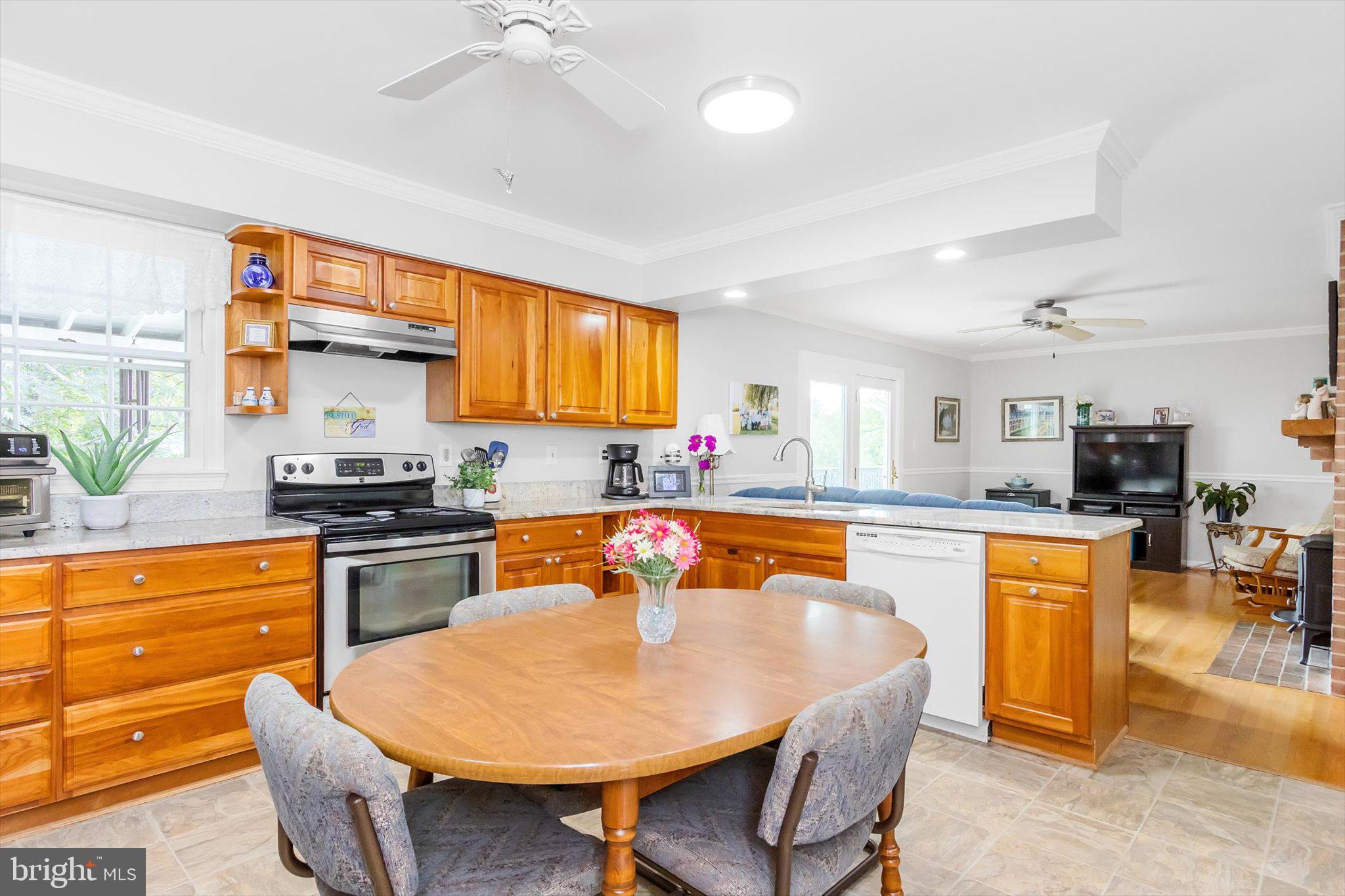 MOORCONES - Residential