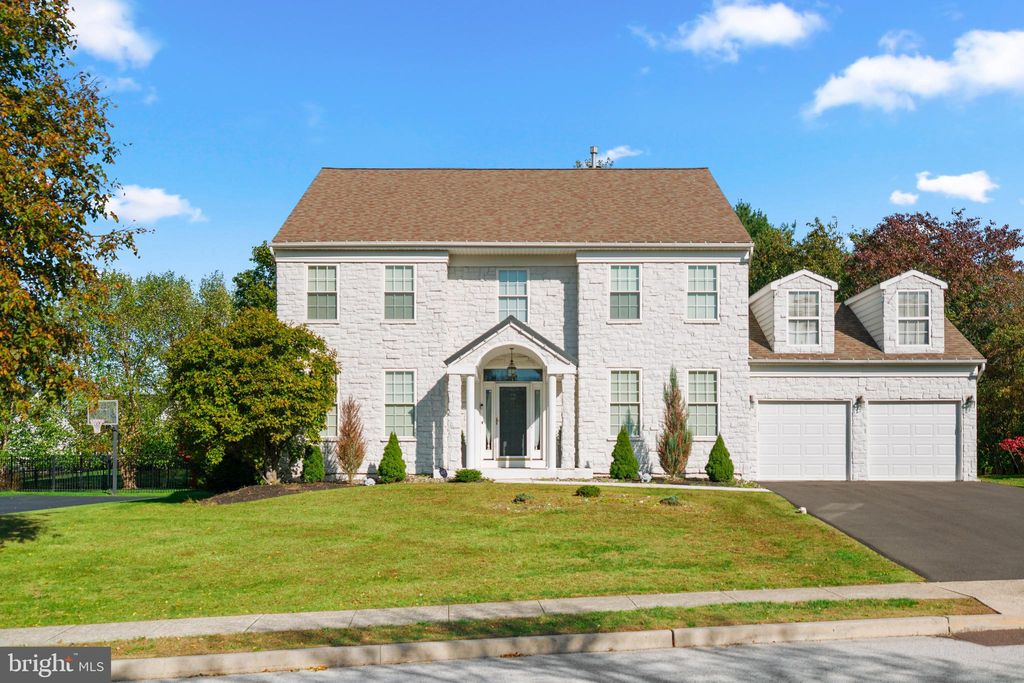 Photo of 1038 Cottonwood Drive, COLLEGEVILLE, PA 19426 (MLS # PAMC2158428)