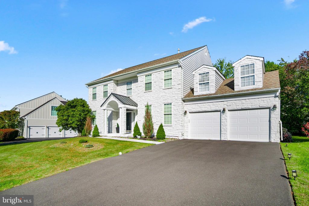 Photo of 1038 Cottonwood Drive, COLLEGEVILLE, PA 19426 (MLS # PAMC2158428)