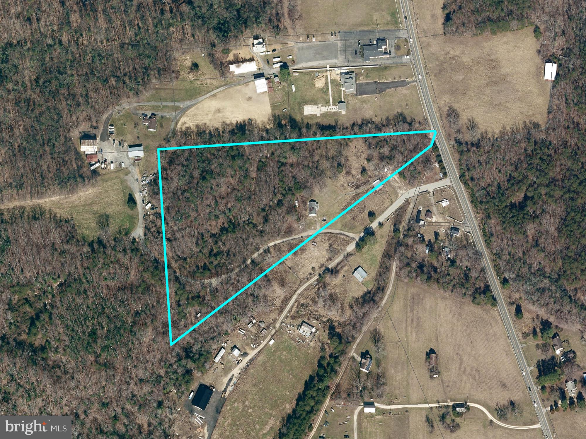 ONLINE REAL ESTATE AUCTION!! Bidding Opens - Tuesday, December 10, 2024. Bidding Closes - Thursday, December 12, 2024 at 11:00 AM. List price is opening bid only. 20709 Aquasco Road is located in the Aquasco area of southern Prince George’s County. Nearby towns include Waldorf, Prince Frederick, La Plata and Leonardtown. Major neighborhoods in the Aquasco area include Eagle Harbor and Cedarhaven. The rural area consists primarily of farmland and large wooded tracts. Surrounding properties include detached homes on large plots of land. Retail, restaurants, community and religious facilities are located on Aquasco Road.
