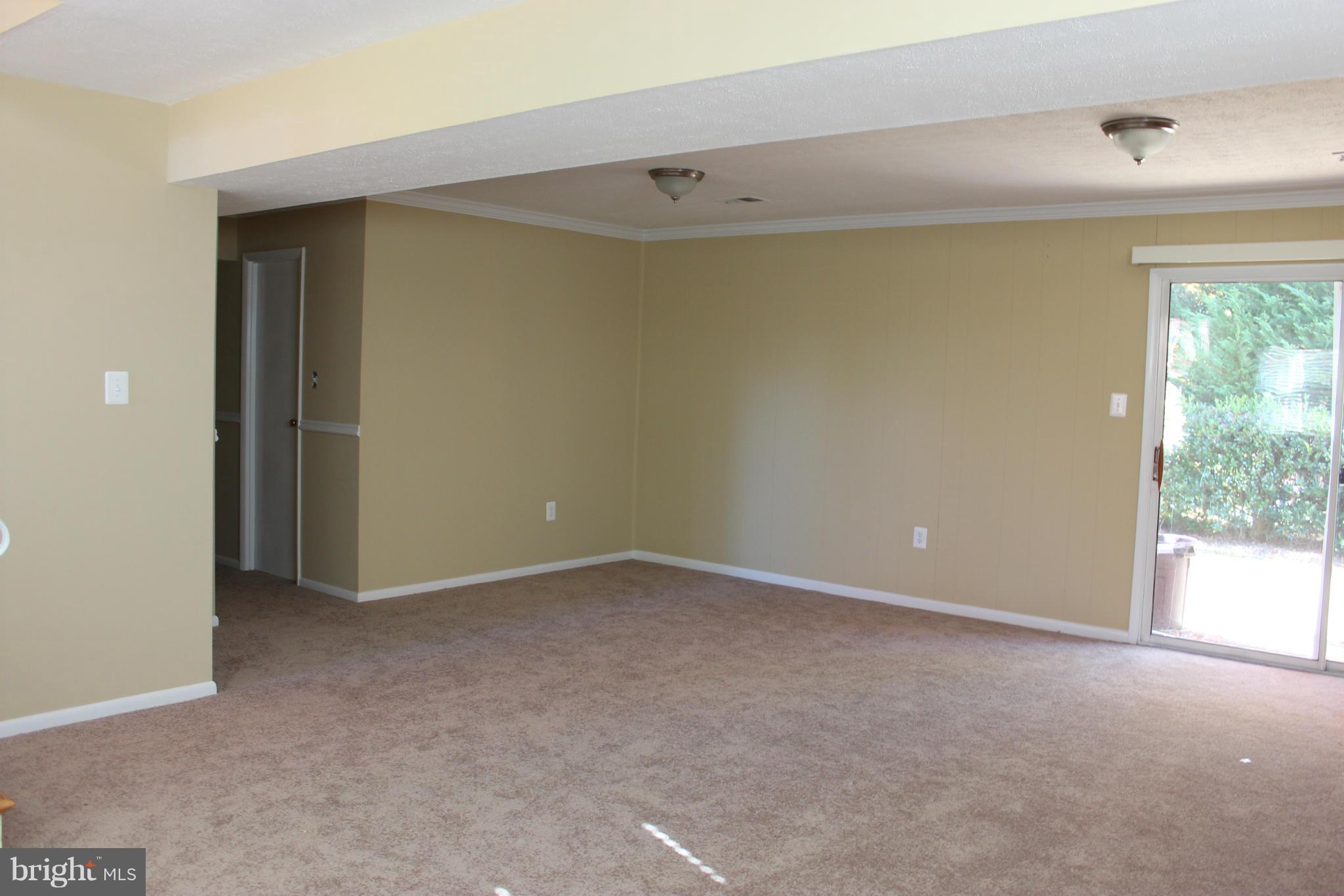 CANTERBURY WOODS - Residential Lease