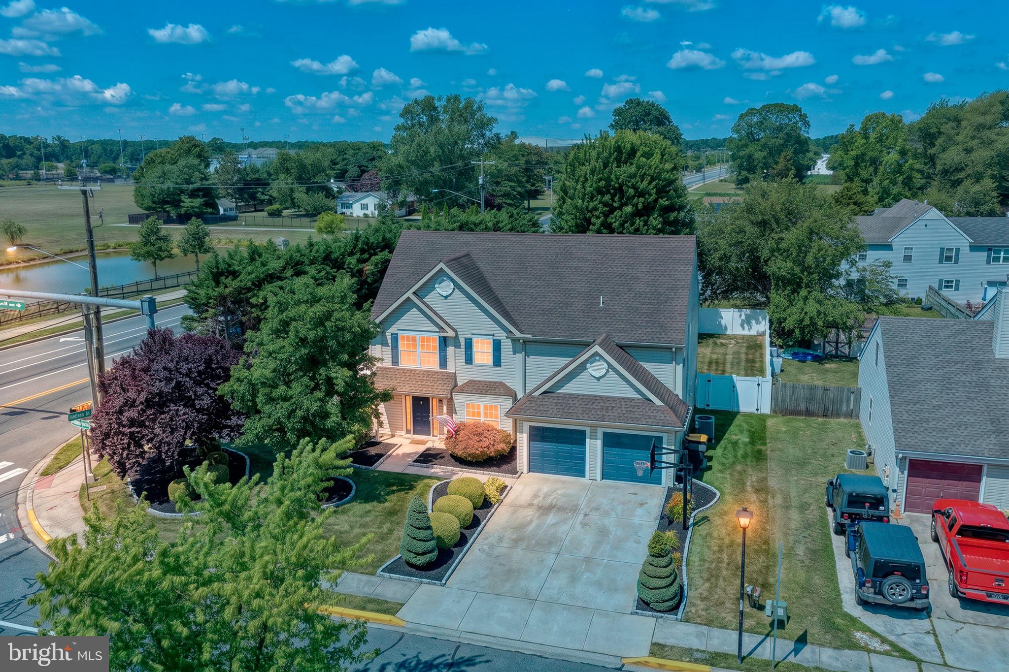 2 HEATHERFIELD WAY