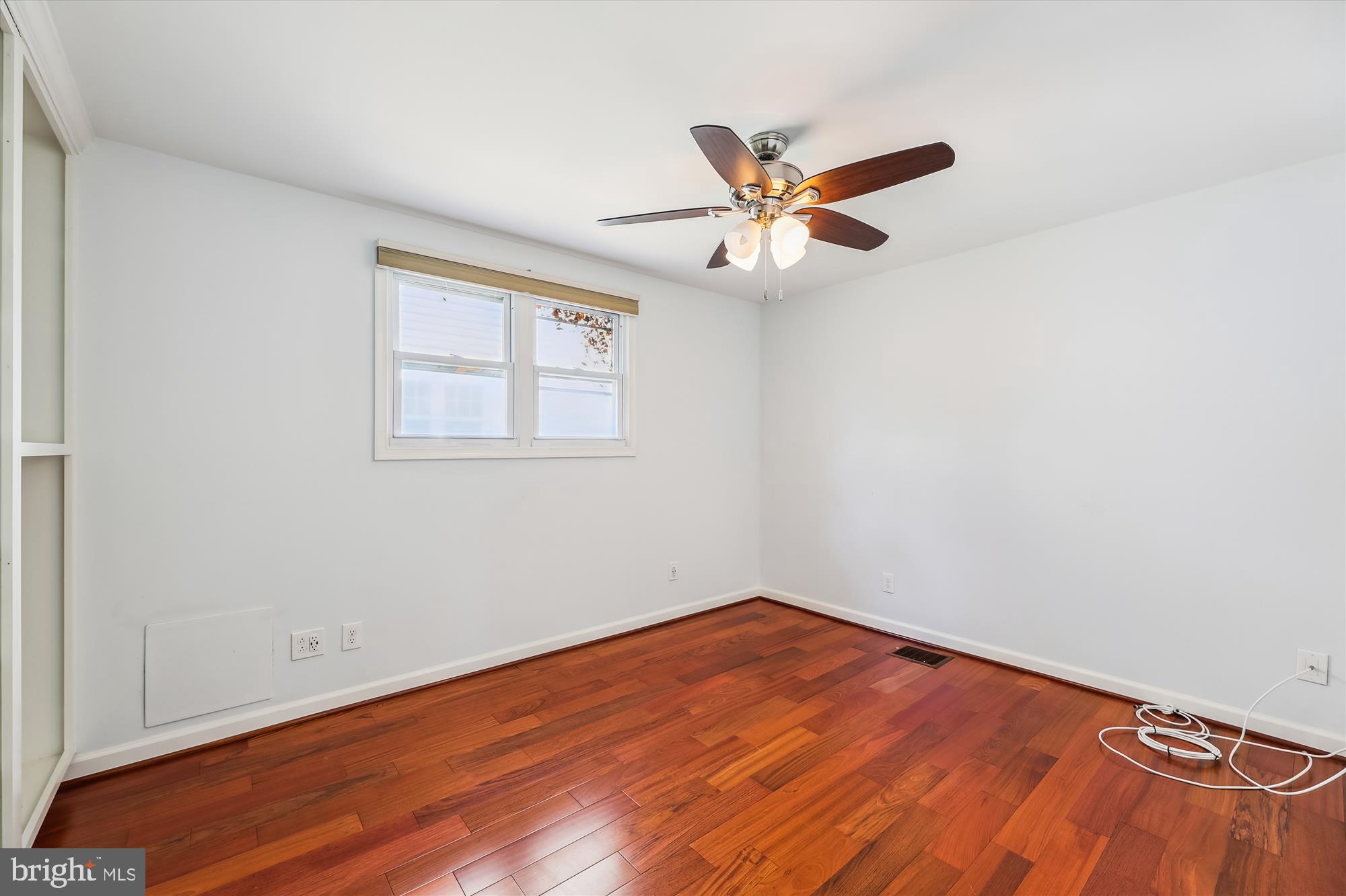 ROCK CREEK PALISADES - Residential