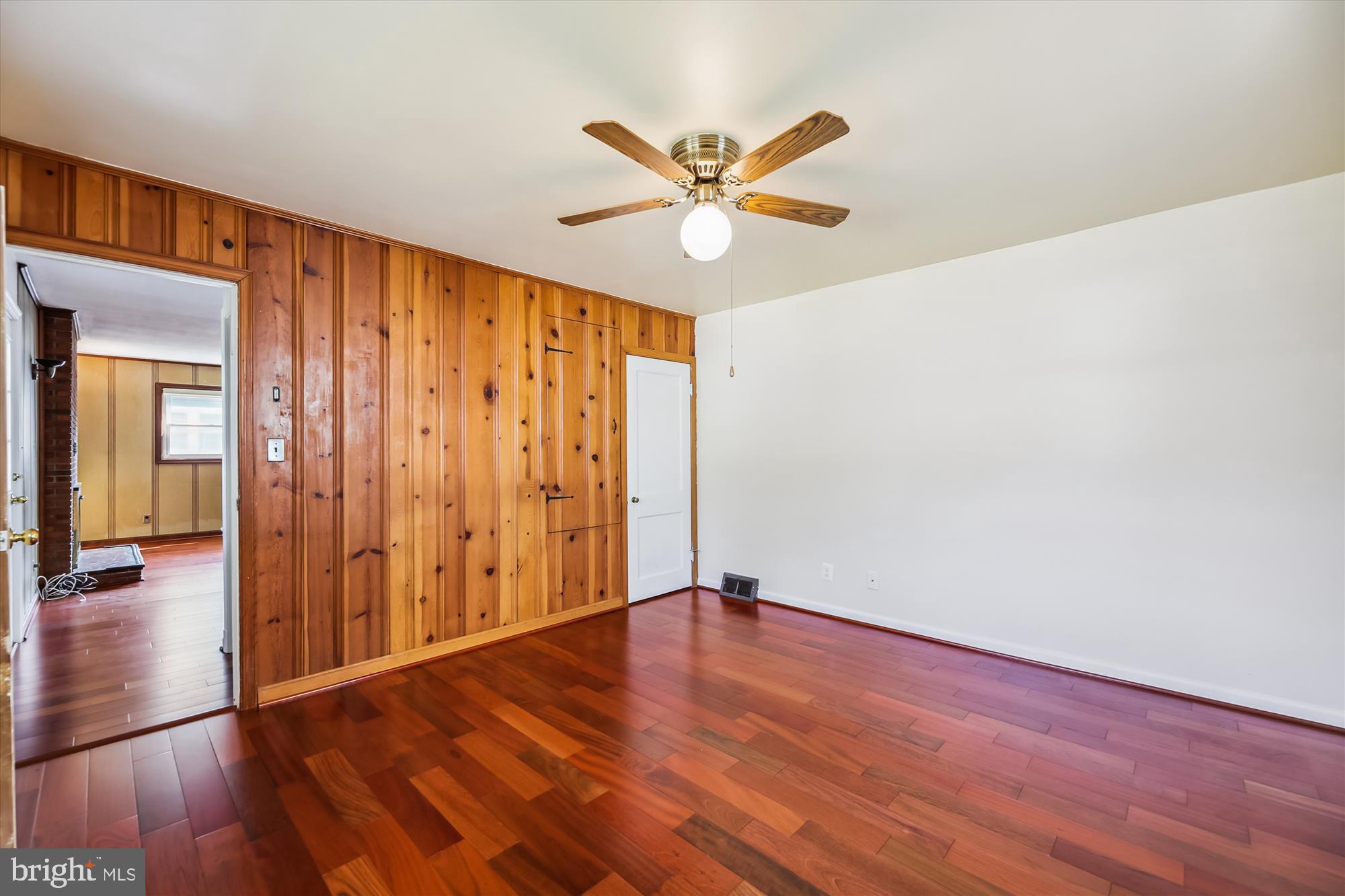 ROCK CREEK PALISADES - Residential