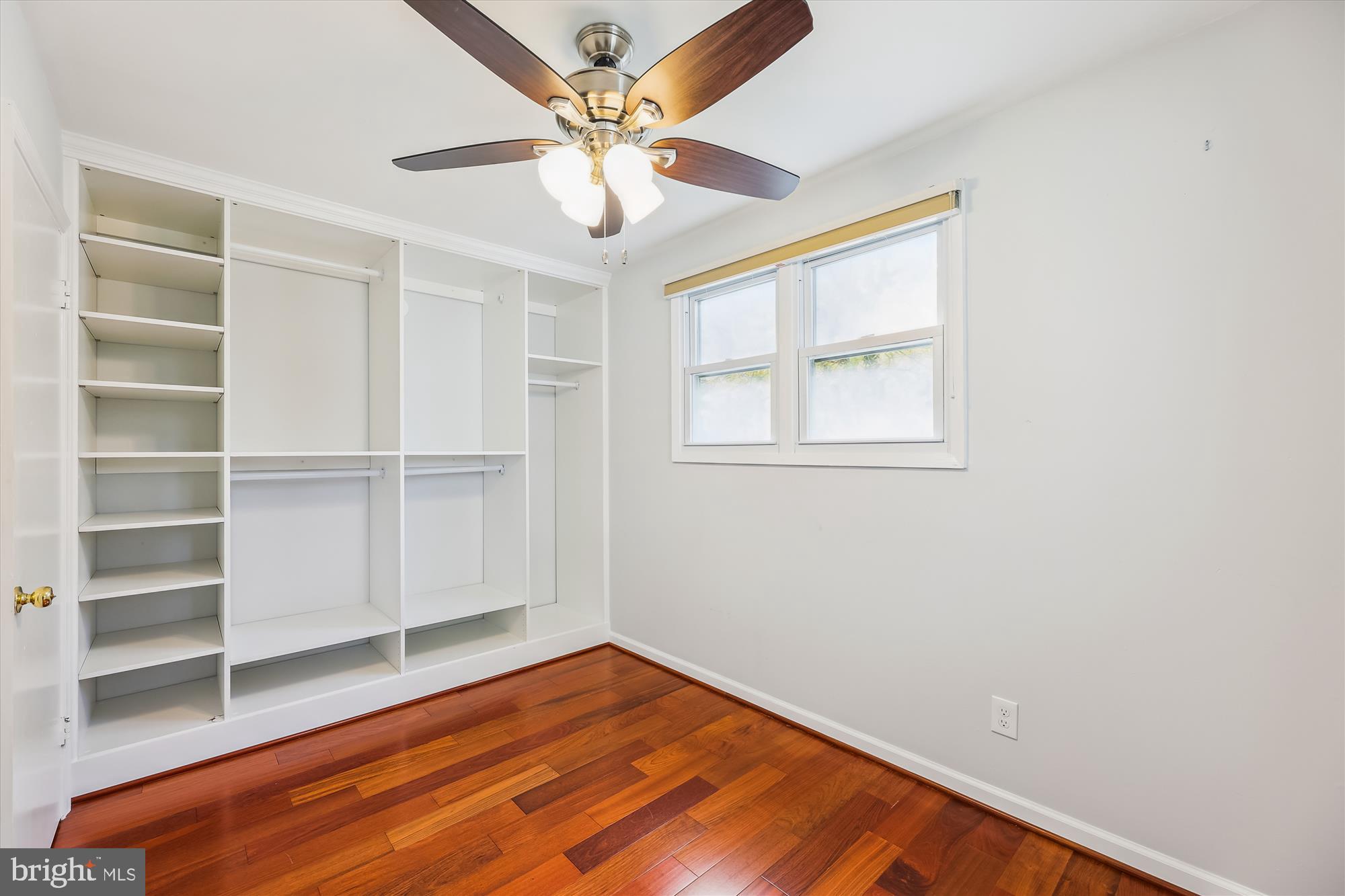 ROCK CREEK PALISADES - Residential