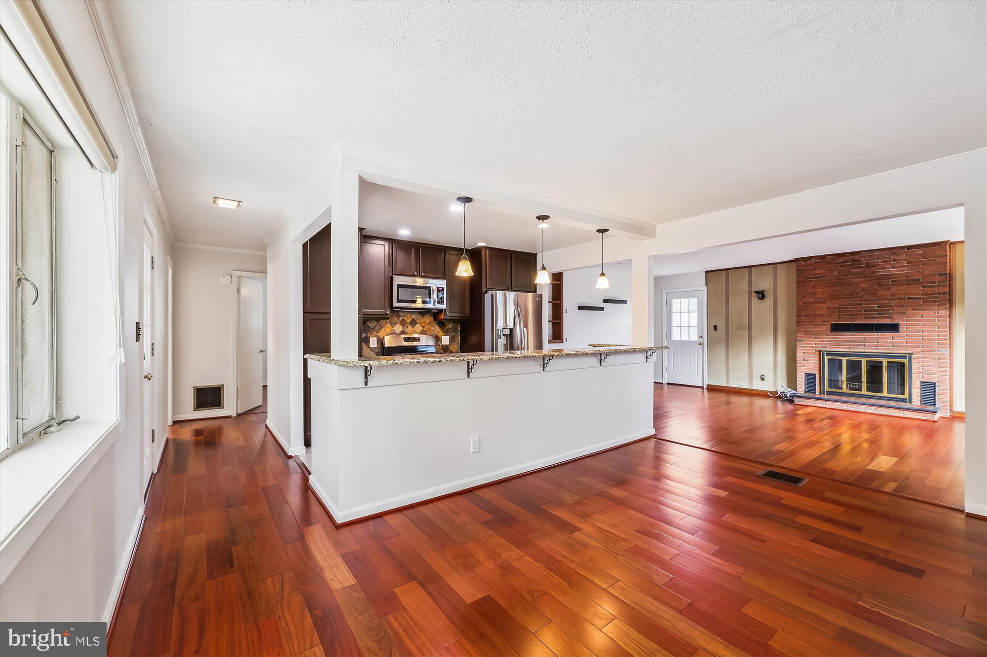 ROCK CREEK PALISADES - Residential