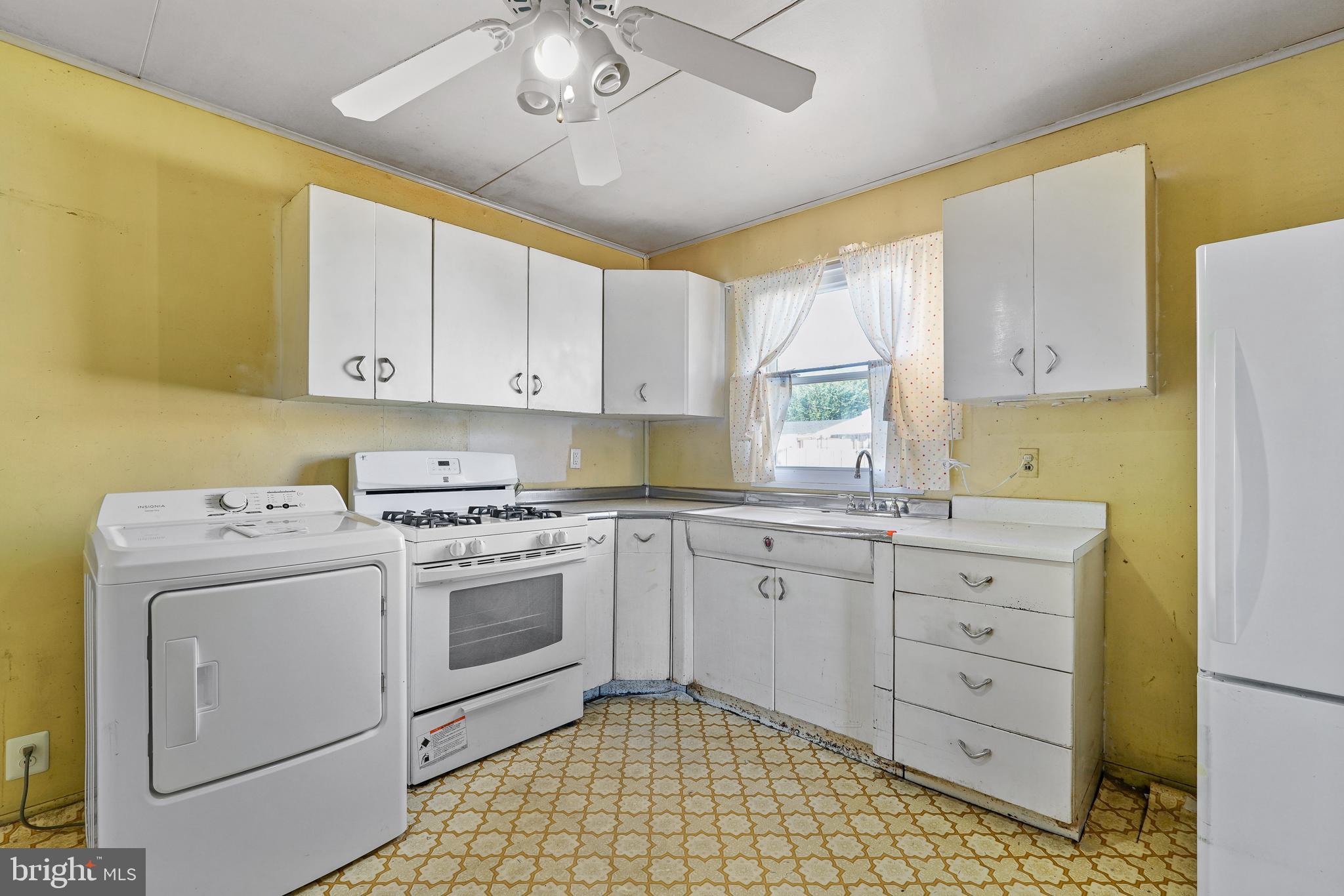 HOWARD PARK - Residential