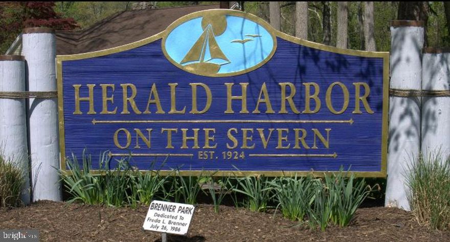 Investor Alert !
Price Reduction just made

This is your chance to own a piece of Crownsville's charm!
Wonderful water privileged community of Herald Harbor on the Severn. 
Ideal for Tear Down, Rehab, or Rebuild
Building permit is in hand.
This is a standout value.

Buyers to confirm all listing information.