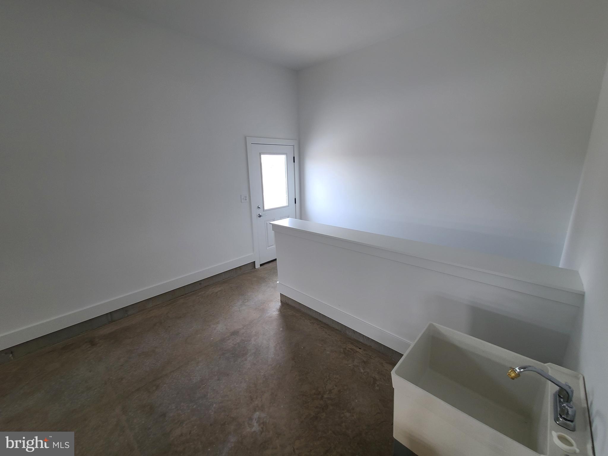 WINFIELD HEIGHTS - Residential