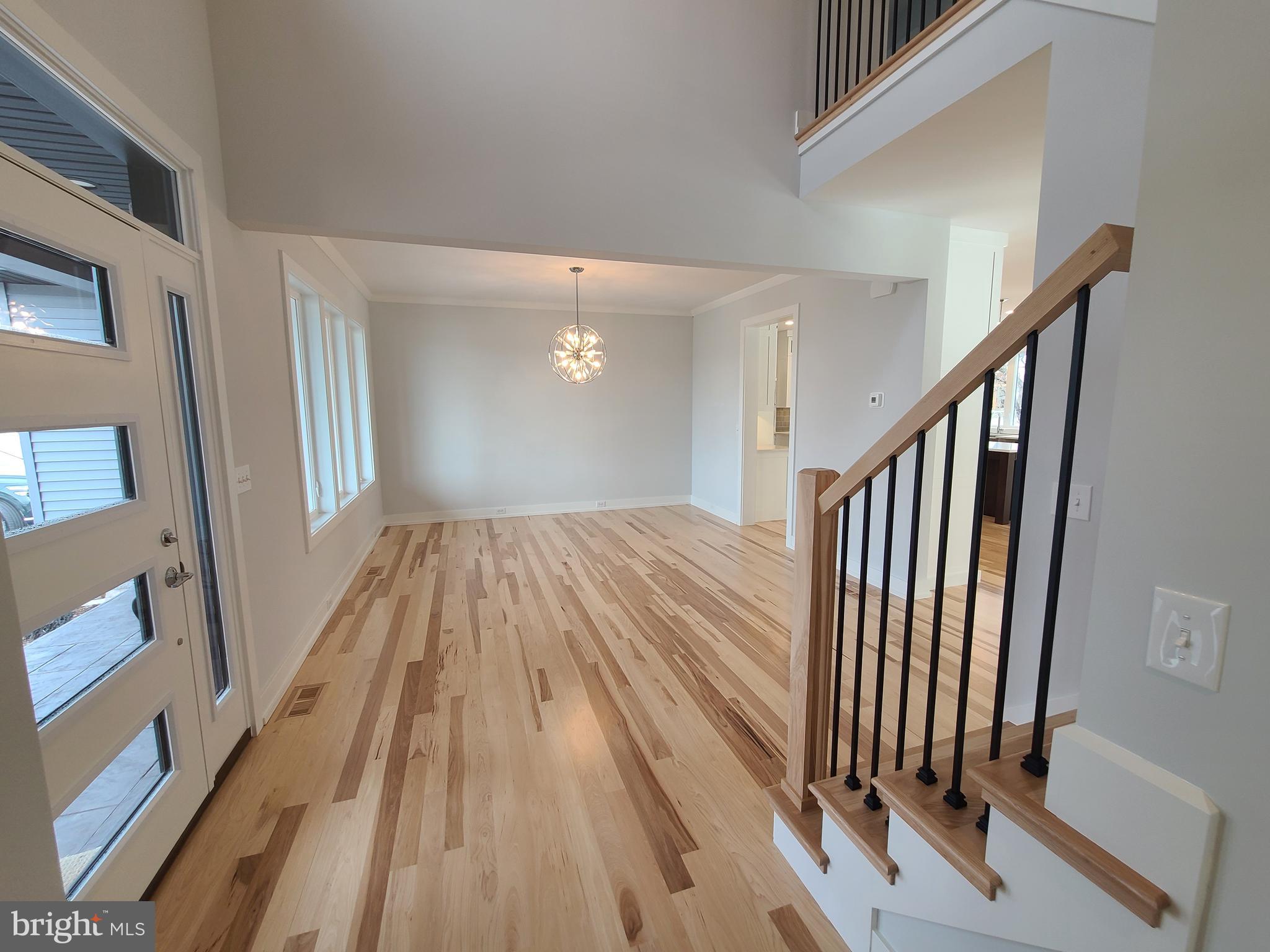 WINFIELD HEIGHTS - Residential