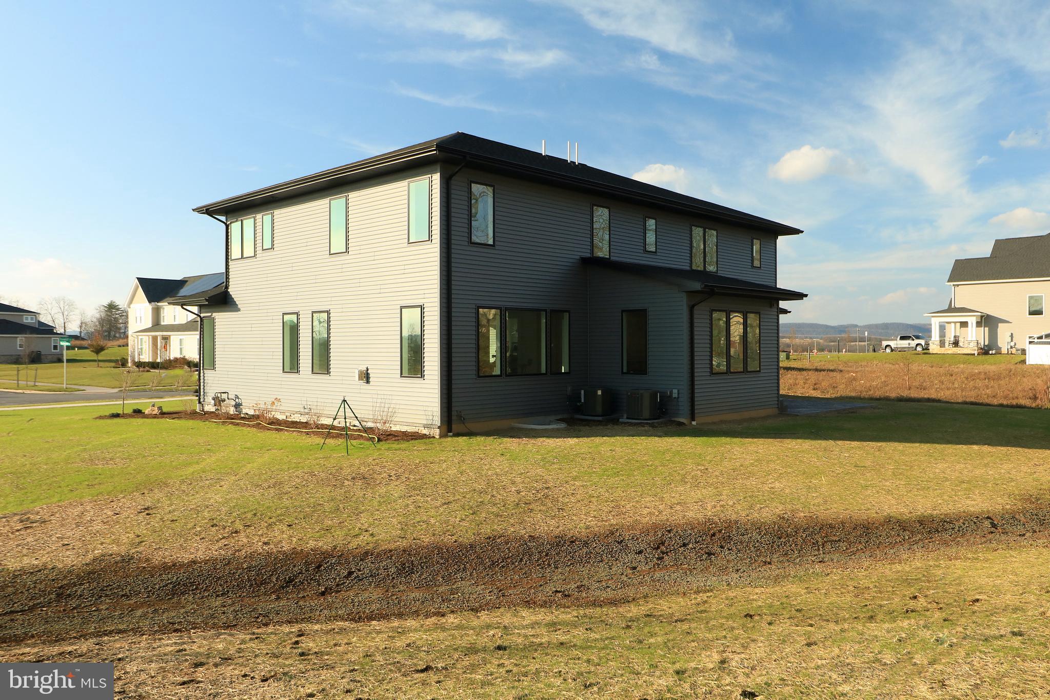 WINFIELD HEIGHTS - Residential