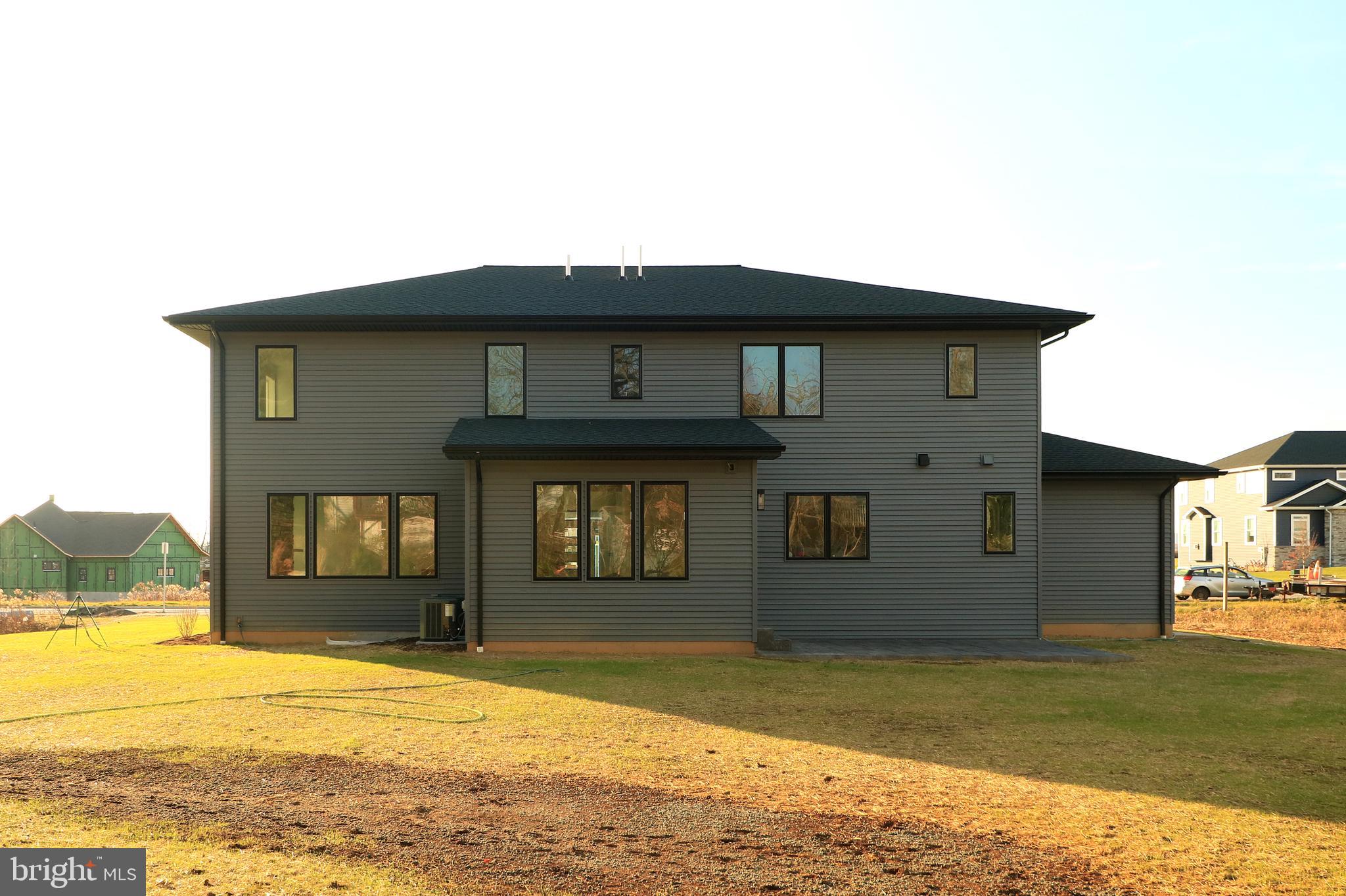 WINFIELD HEIGHTS - Residential