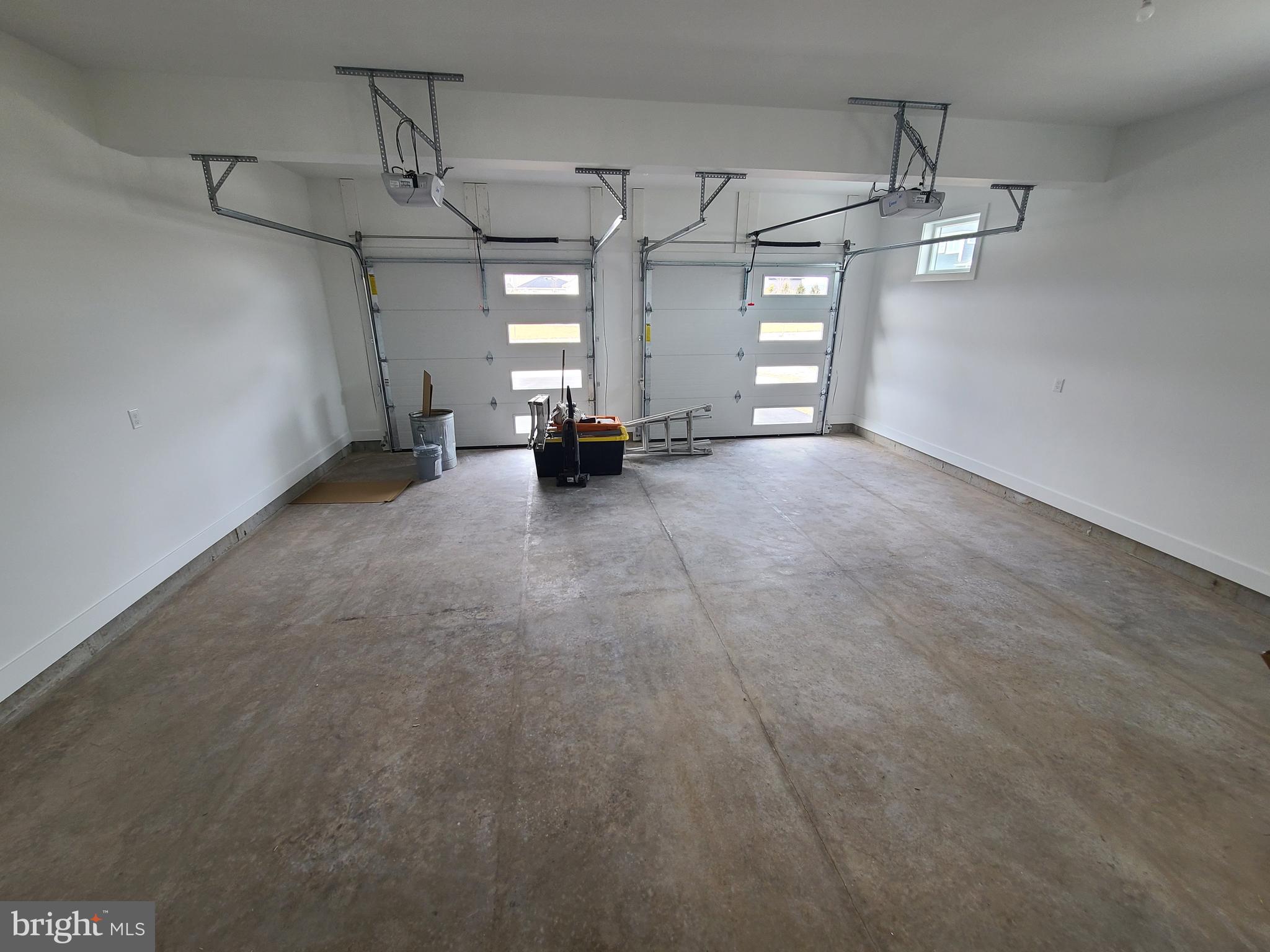 WINFIELD HEIGHTS - Residential