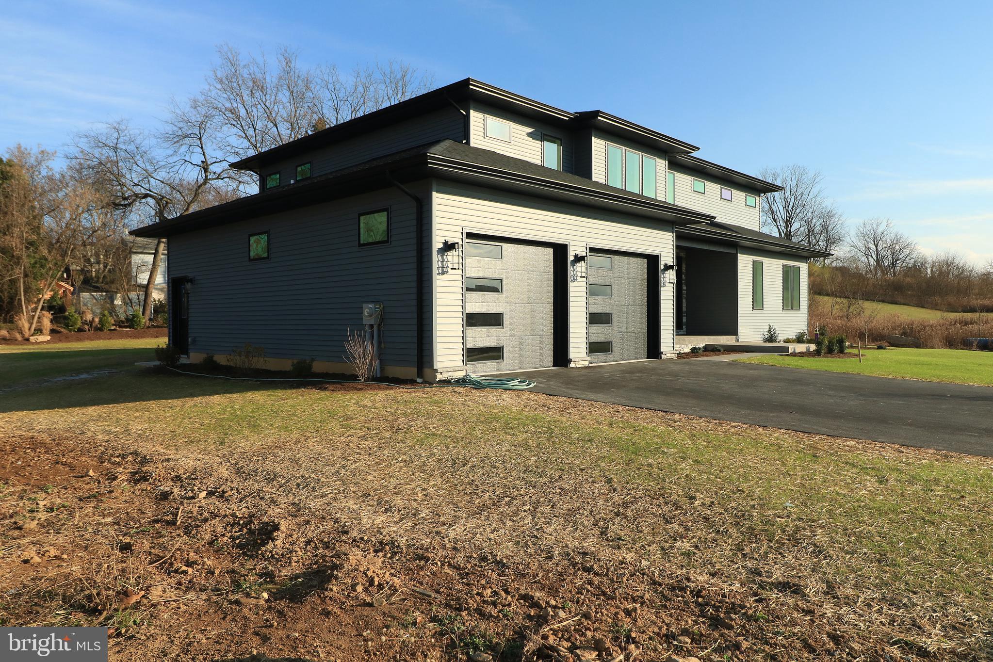 WINFIELD HEIGHTS - Residential