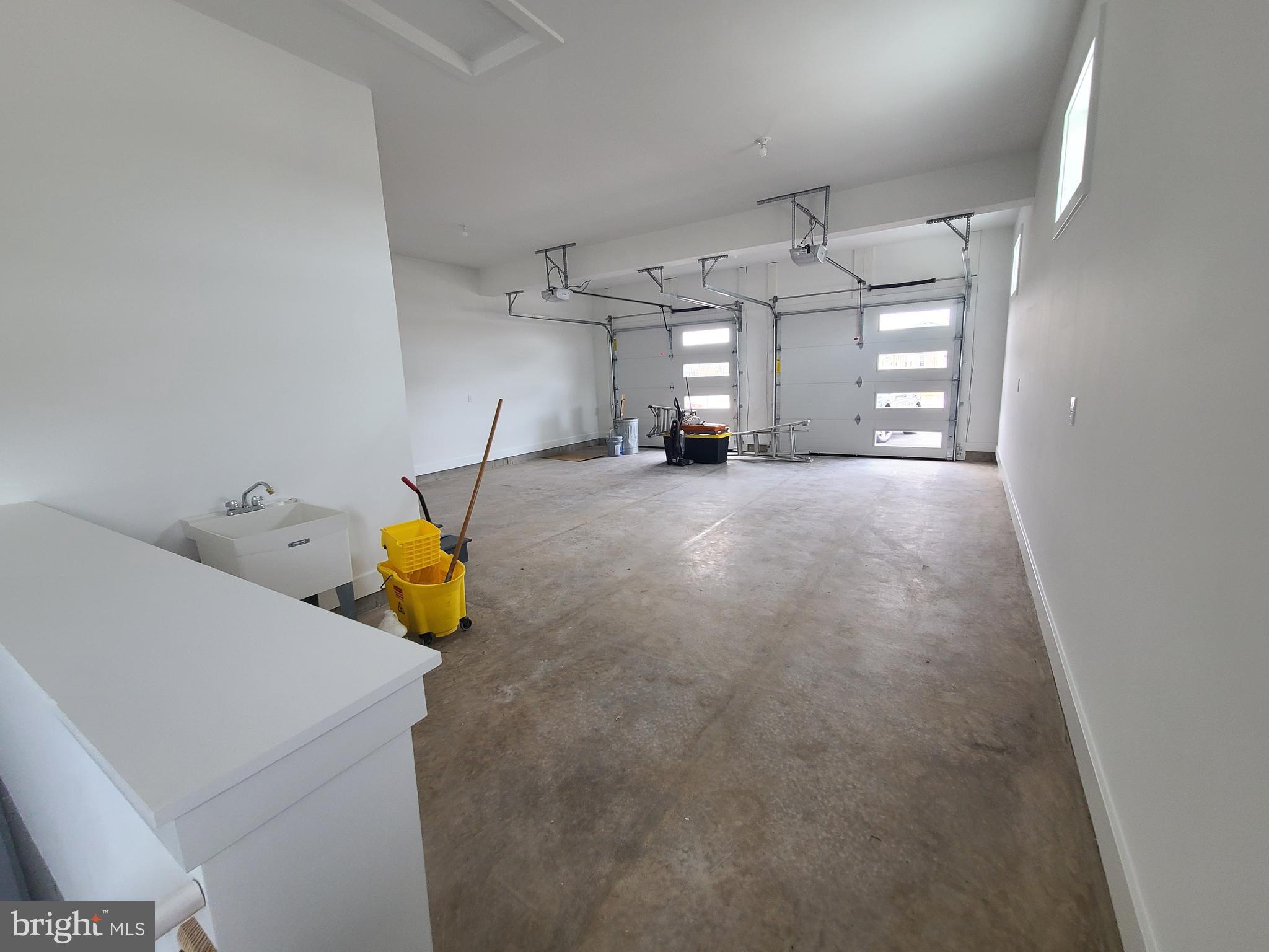 WINFIELD HEIGHTS - Residential