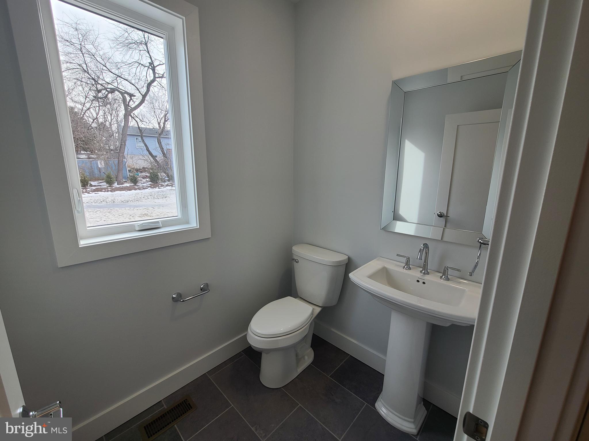 WINFIELD HEIGHTS - Residential