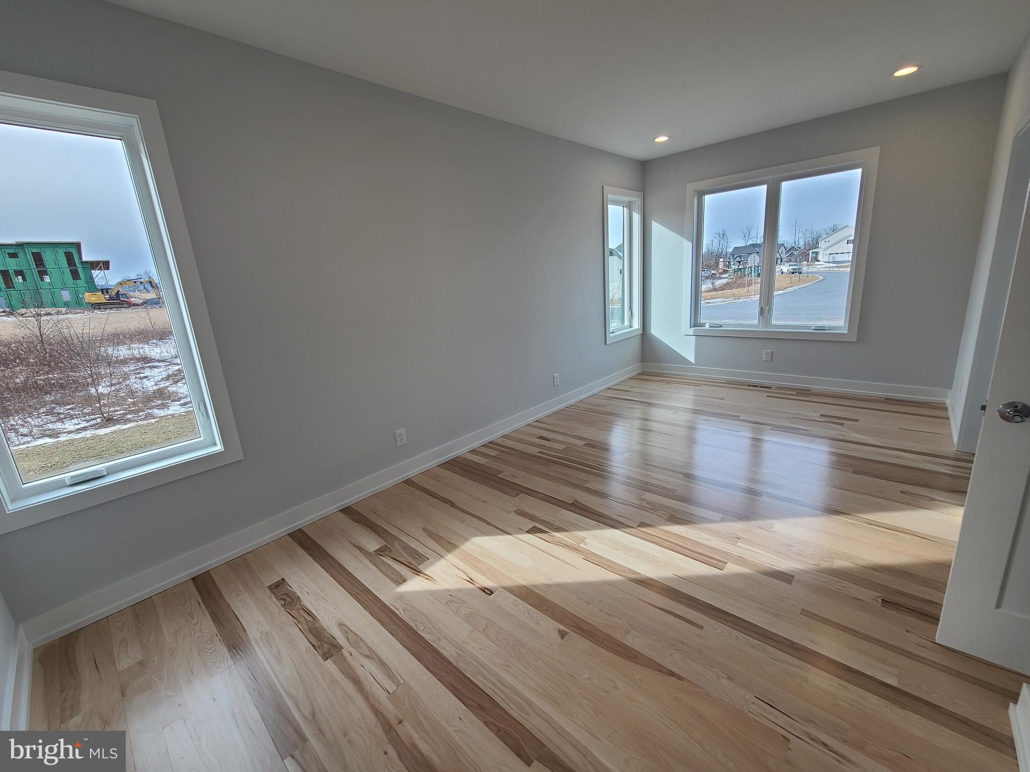 WINFIELD HEIGHTS - Residential