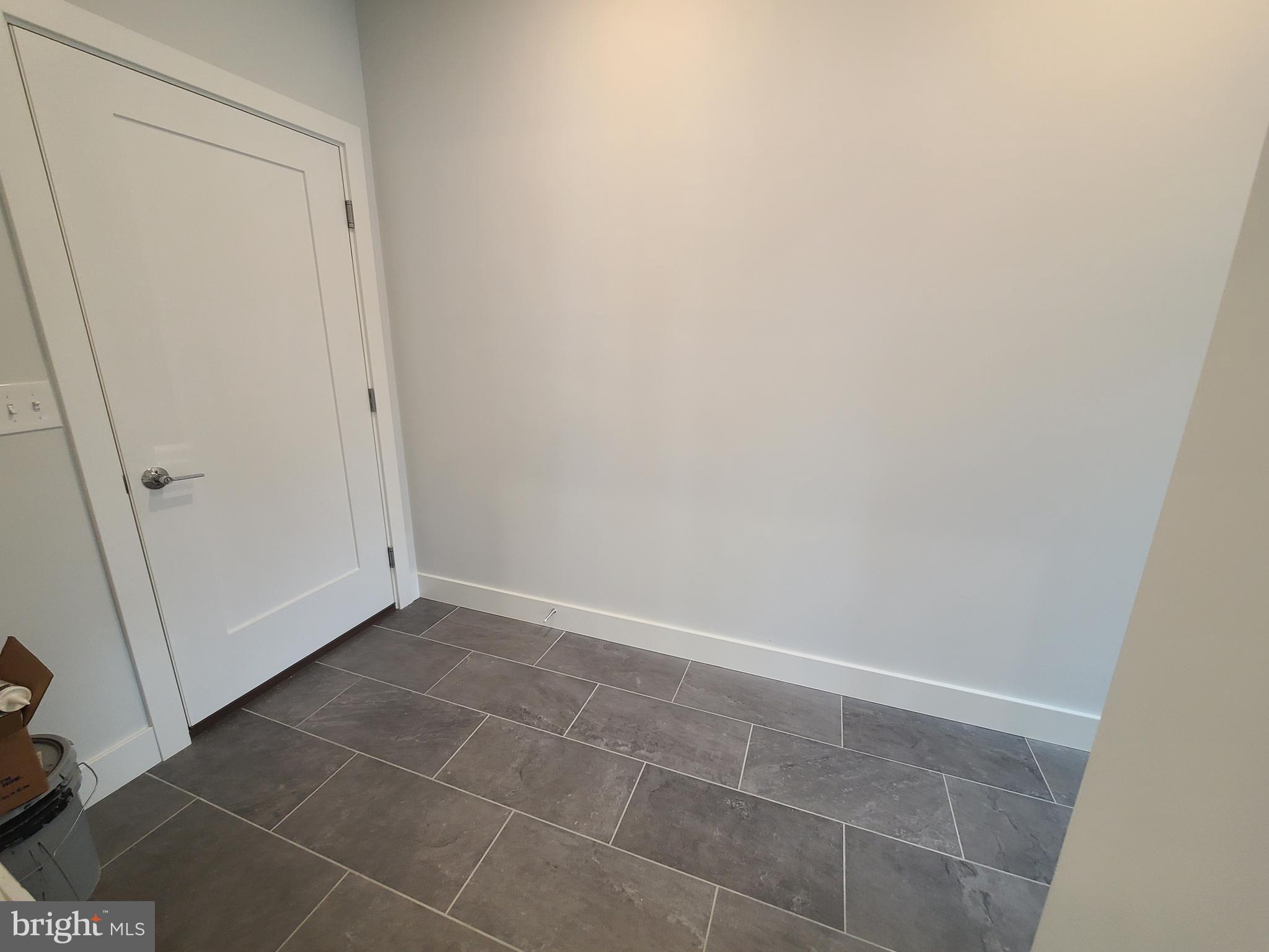 WINFIELD HEIGHTS - Residential