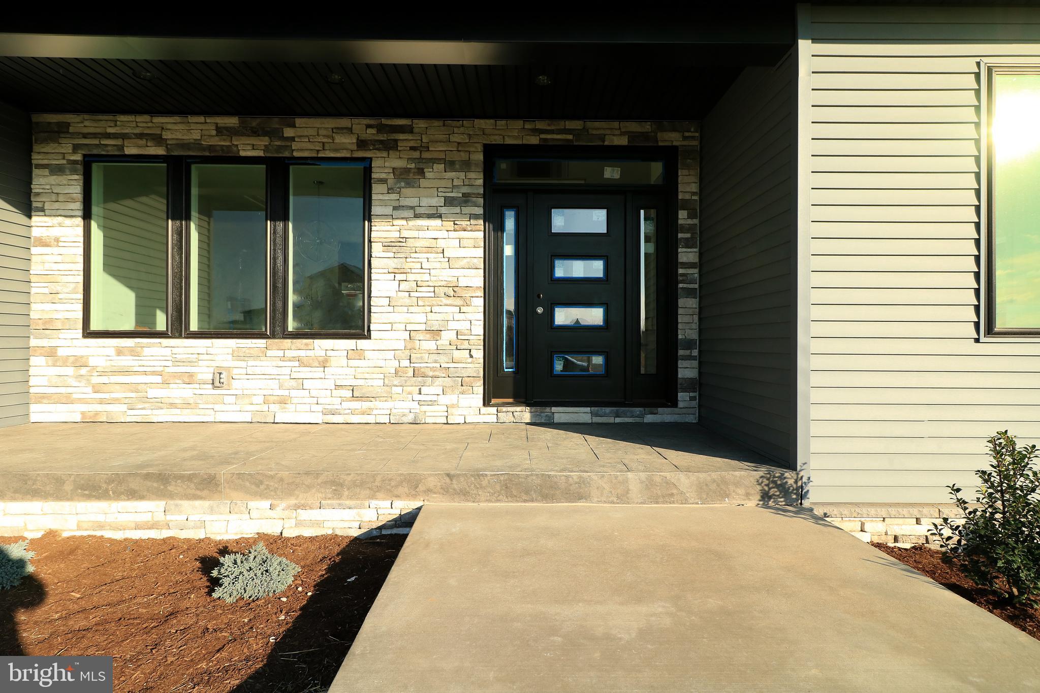 WINFIELD HEIGHTS - Residential