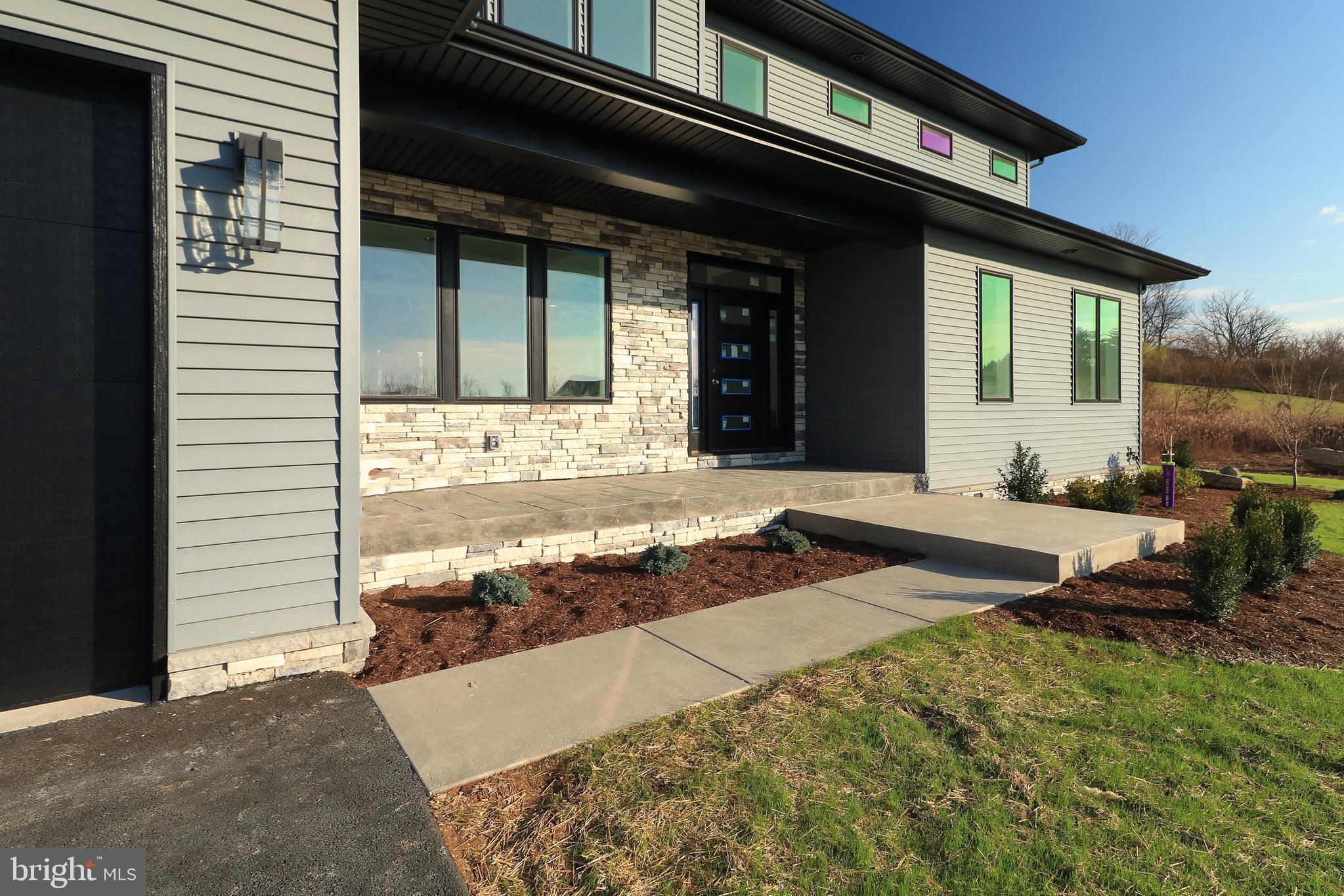 WINFIELD HEIGHTS - Residential