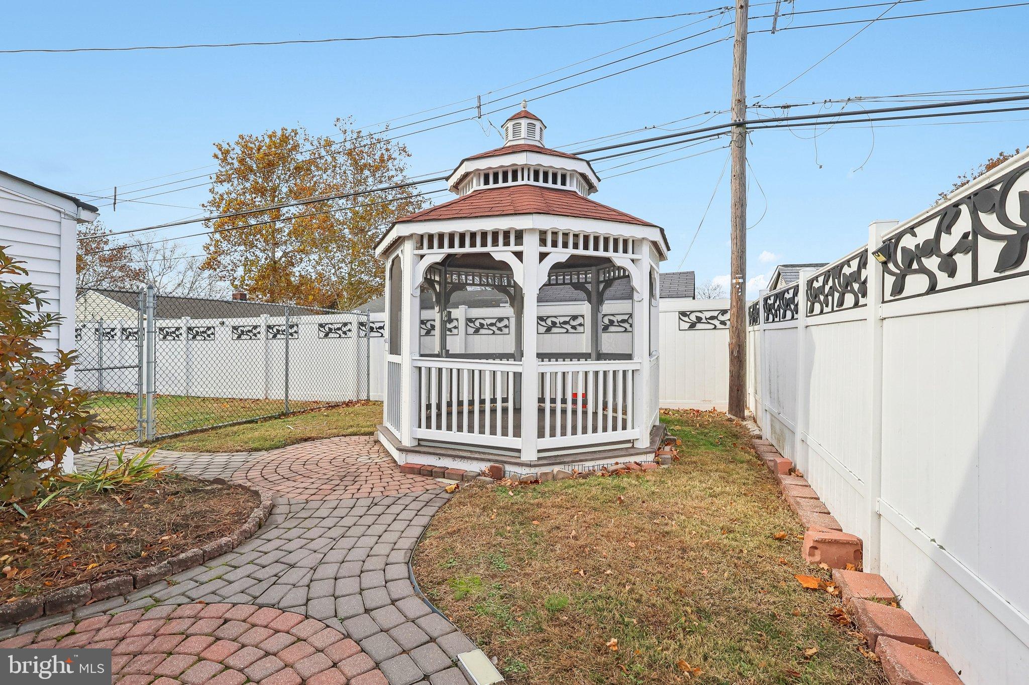 CRABTREE HOLLOW - Residential