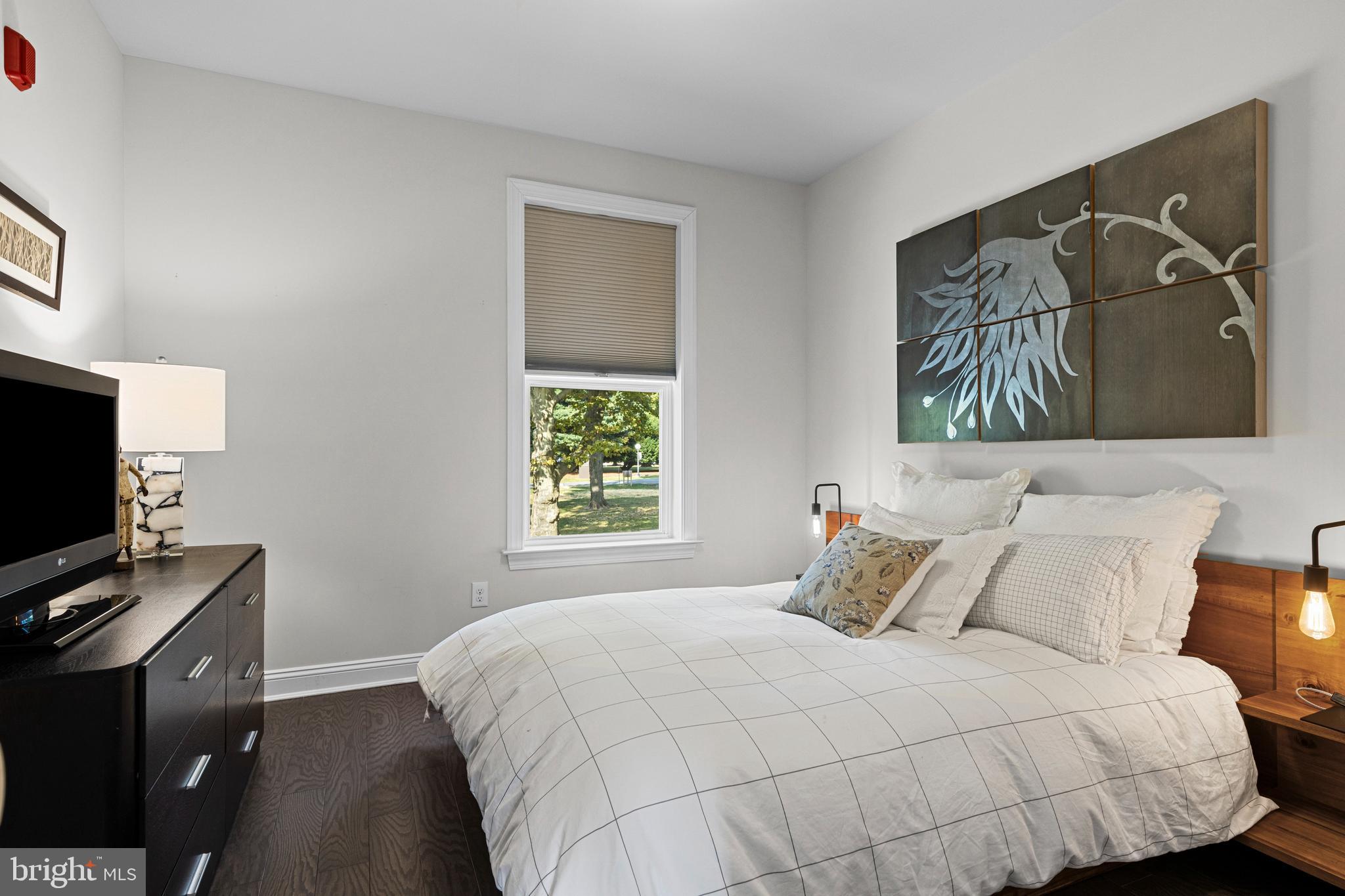 NEWTOWN WALK AT ELLIS PRESERVE - Residential