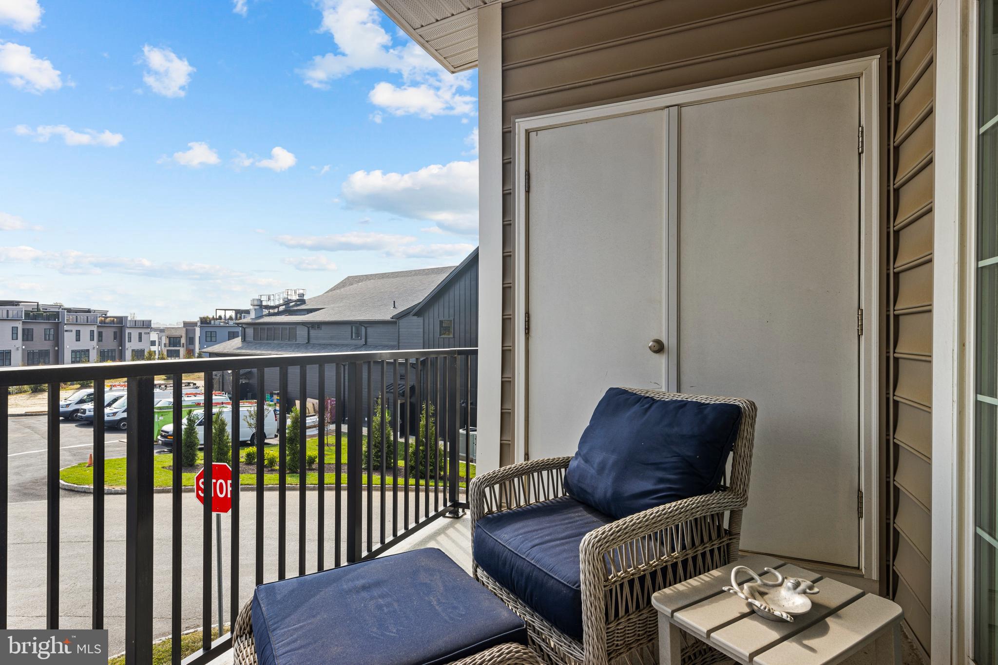 NEWTOWN WALK AT ELLIS PRESERVE - Residential