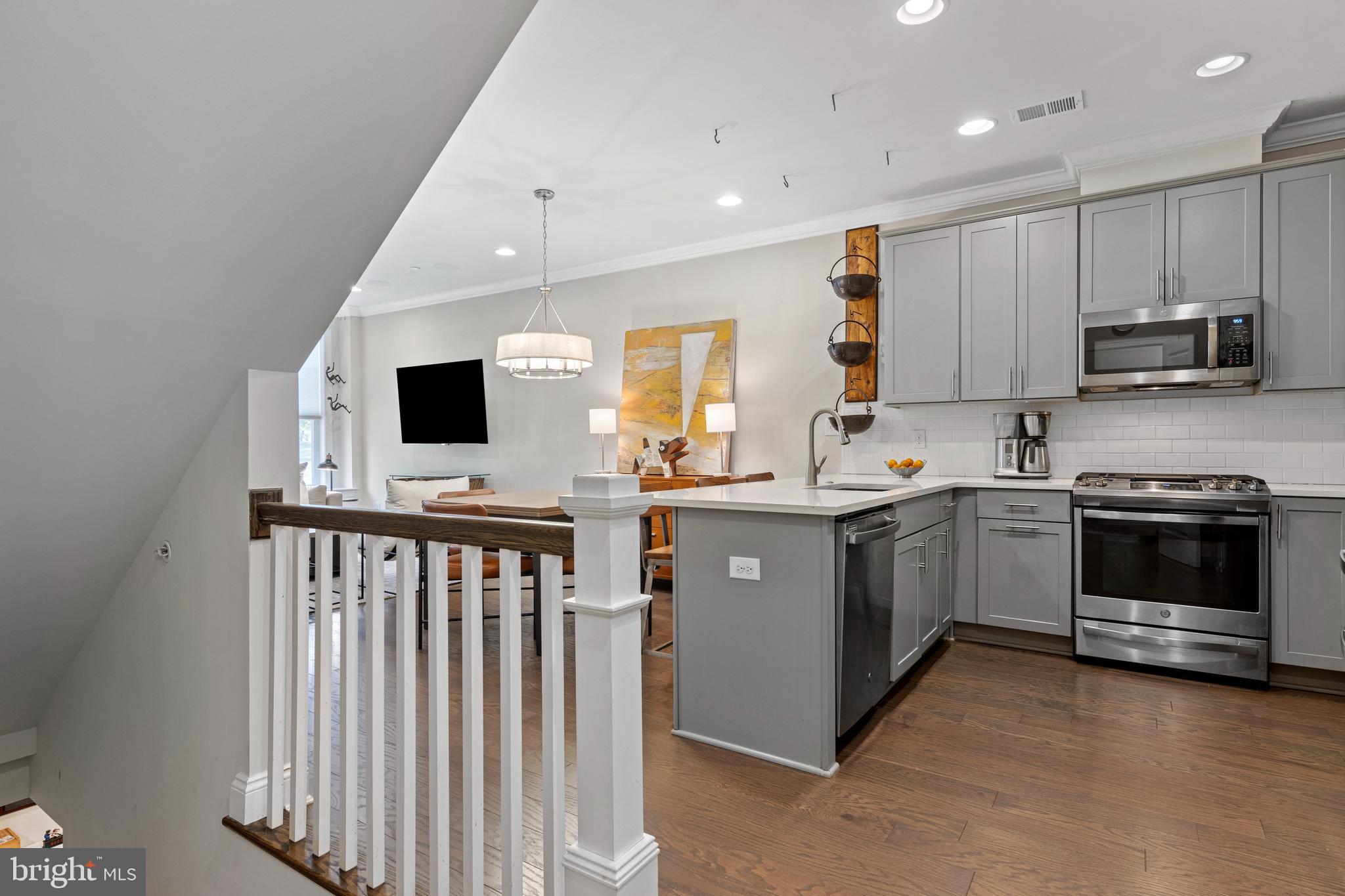 NEWTOWN WALK AT ELLIS PRESERVE - Residential