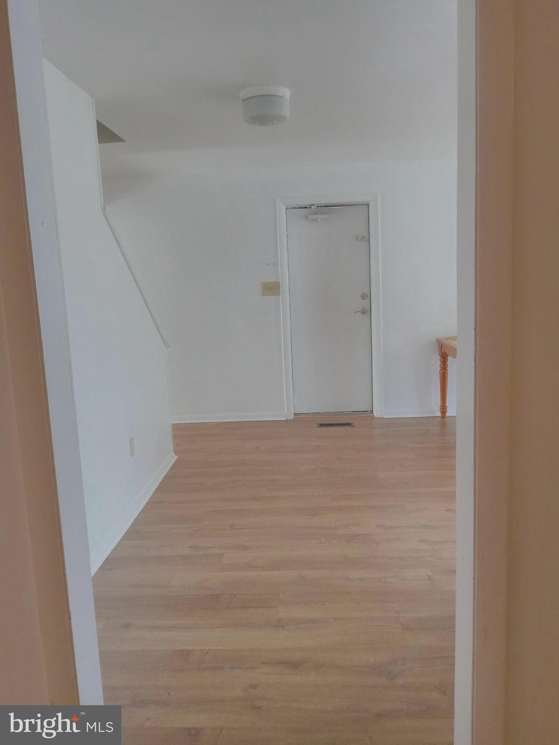 CHARLES TOWN CORPORATION - Residential Lease