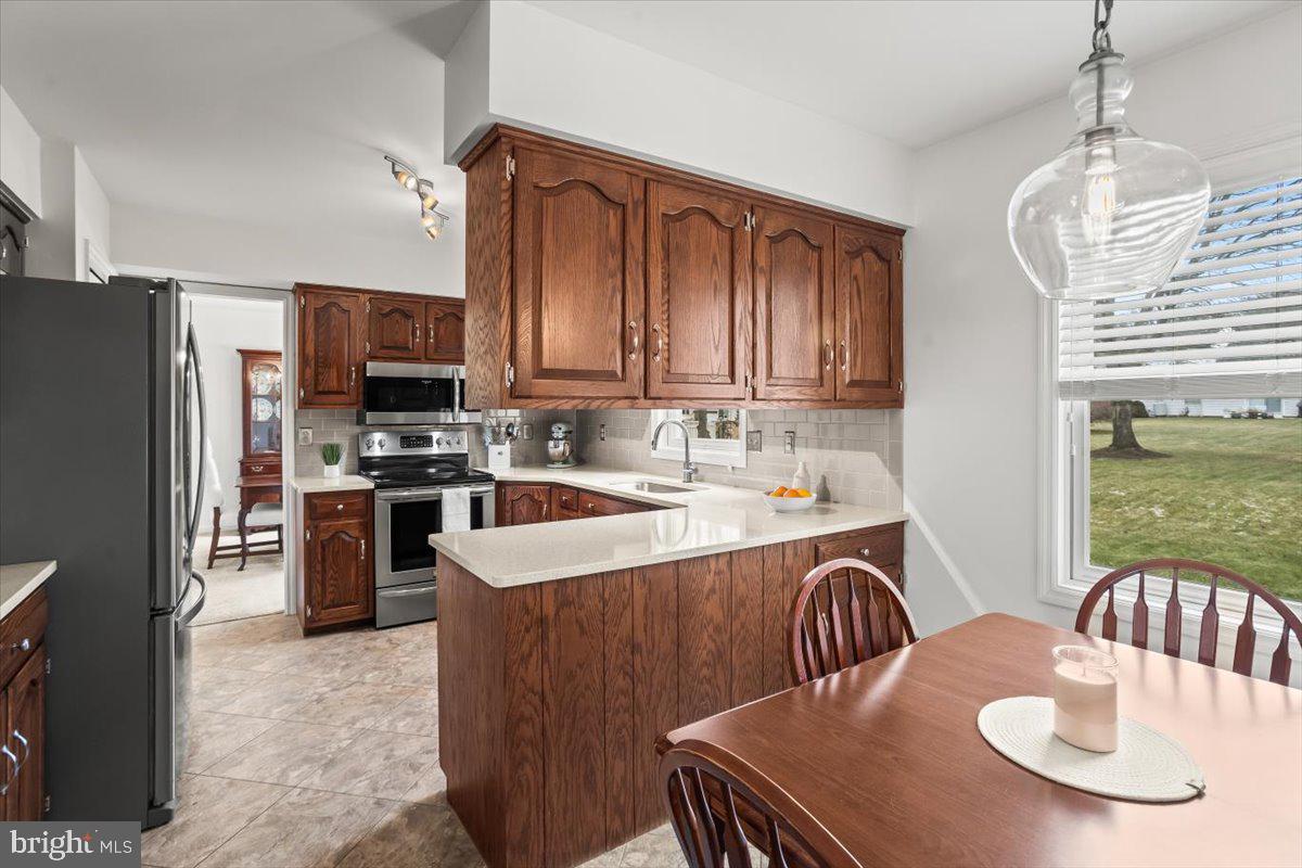 INDIAN SPRINGS - Residential