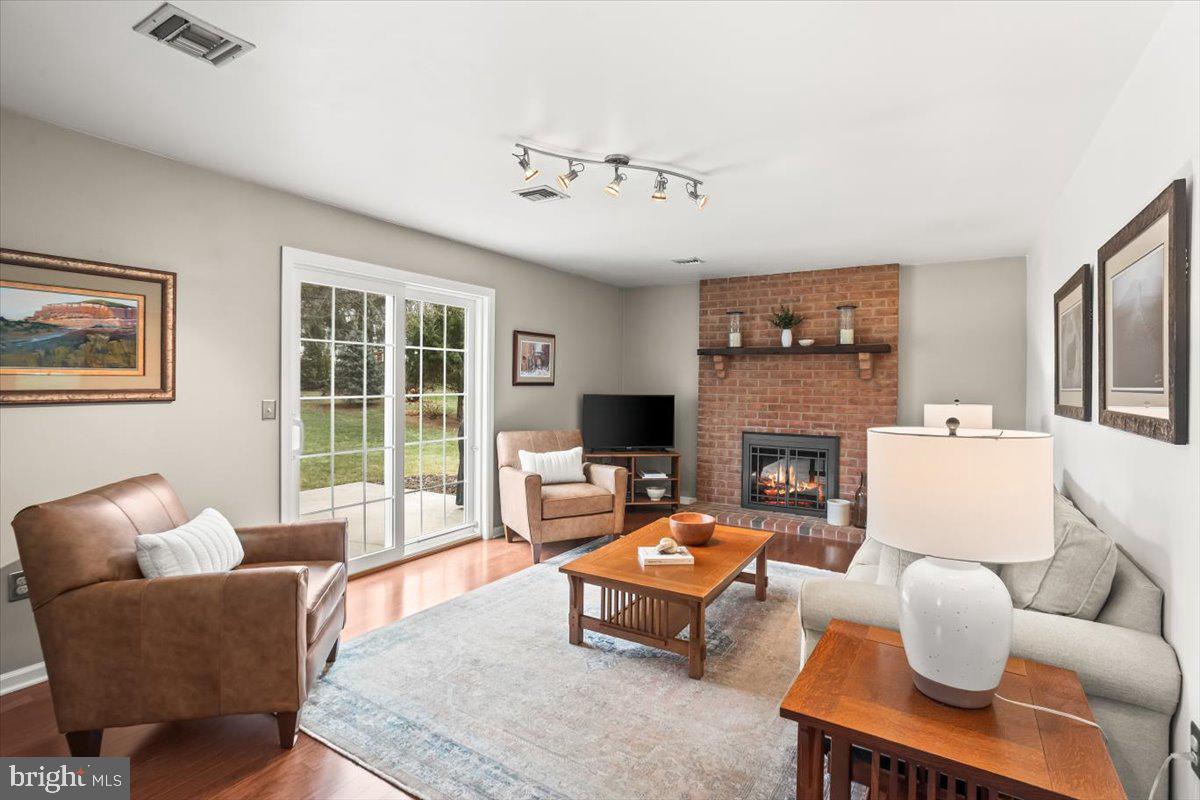 INDIAN SPRINGS - Residential