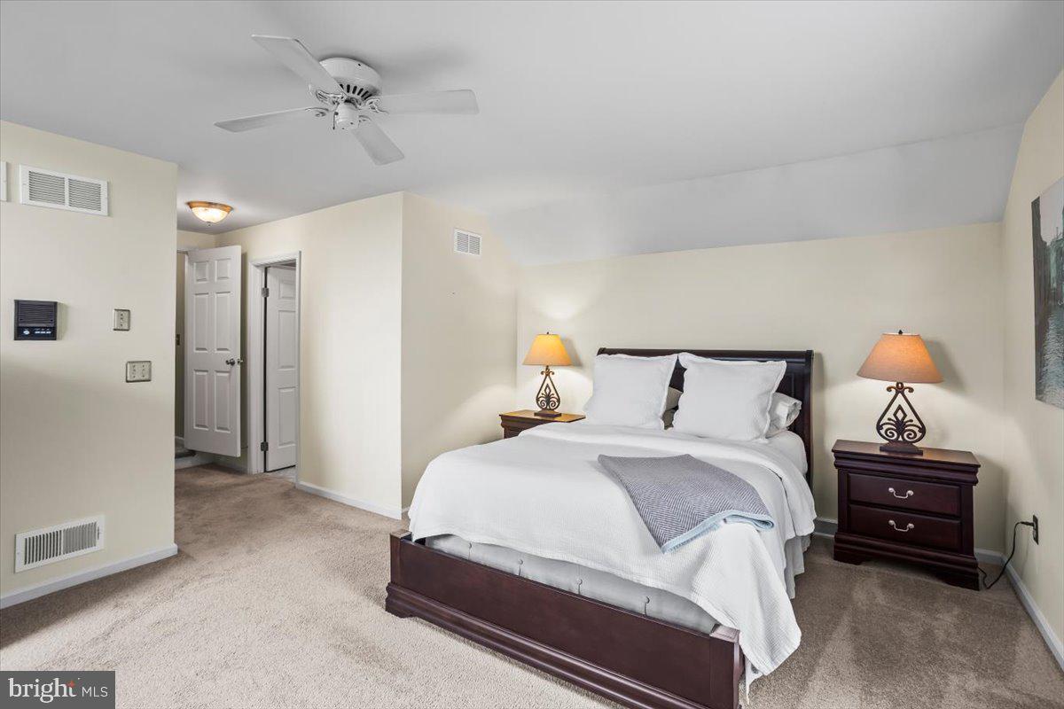 INDIAN SPRINGS - Residential