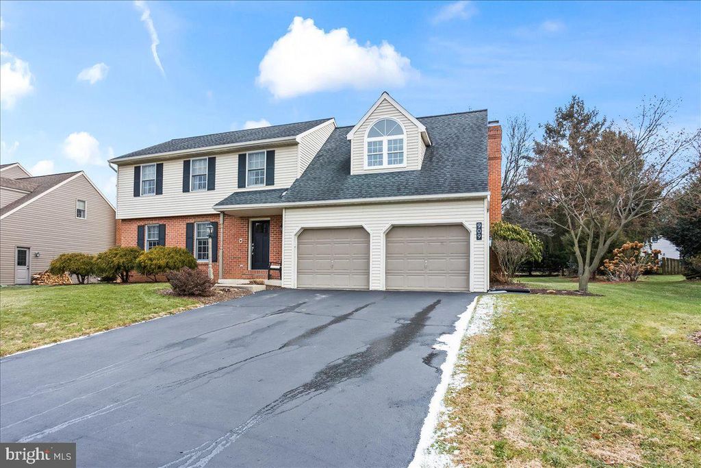 Photo of 909 Lindsay Lane, LANCASTER, PA 17601 (MLS # PALA2081186)