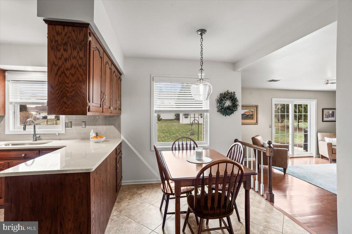 INDIAN SPRINGS - Residential