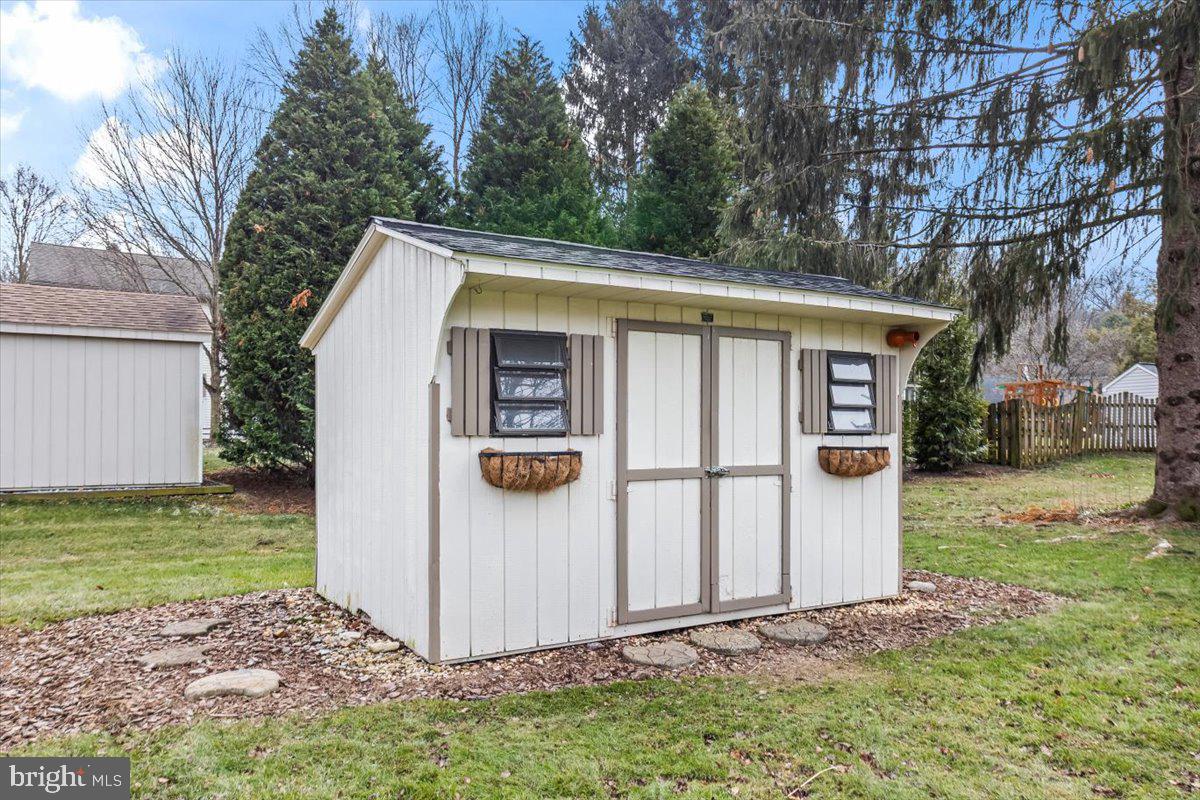 INDIAN SPRINGS - Residential