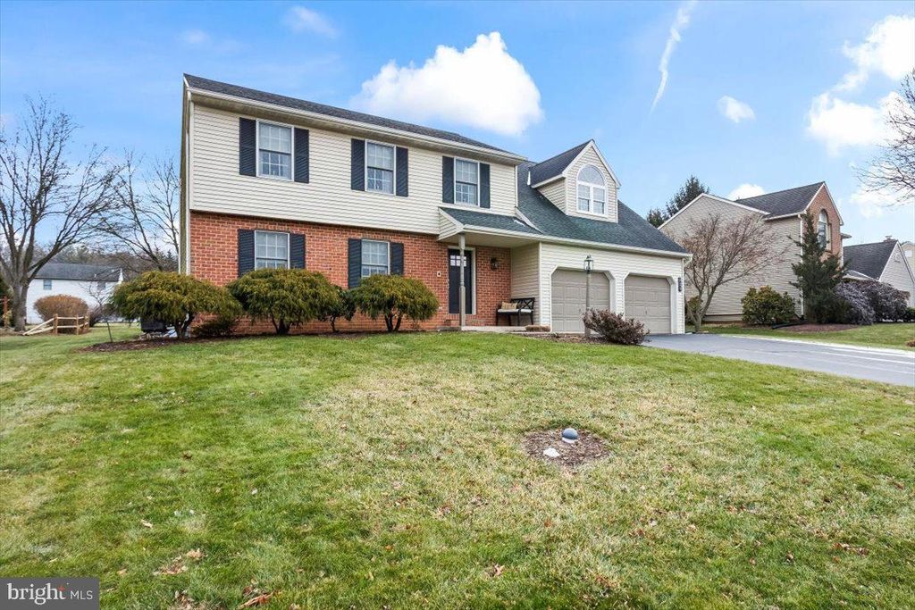 Photo of 909 Lindsay Lane, LANCASTER, PA 17601 (MLS # PALA2081186)