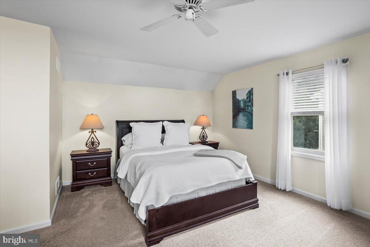 INDIAN SPRINGS - Residential