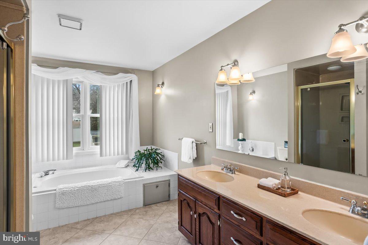 INDIAN SPRINGS - Residential