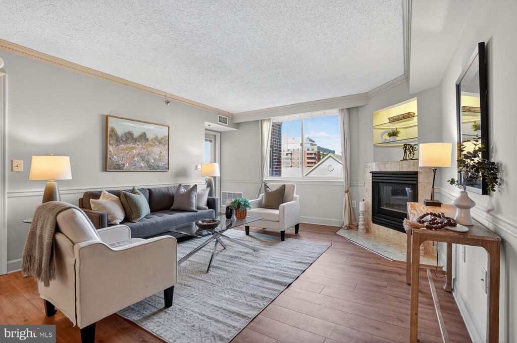 Photo of 1276 N Wayne Street #718, ARLINGTON, VA 22201 (MLS # VAAR2063424)